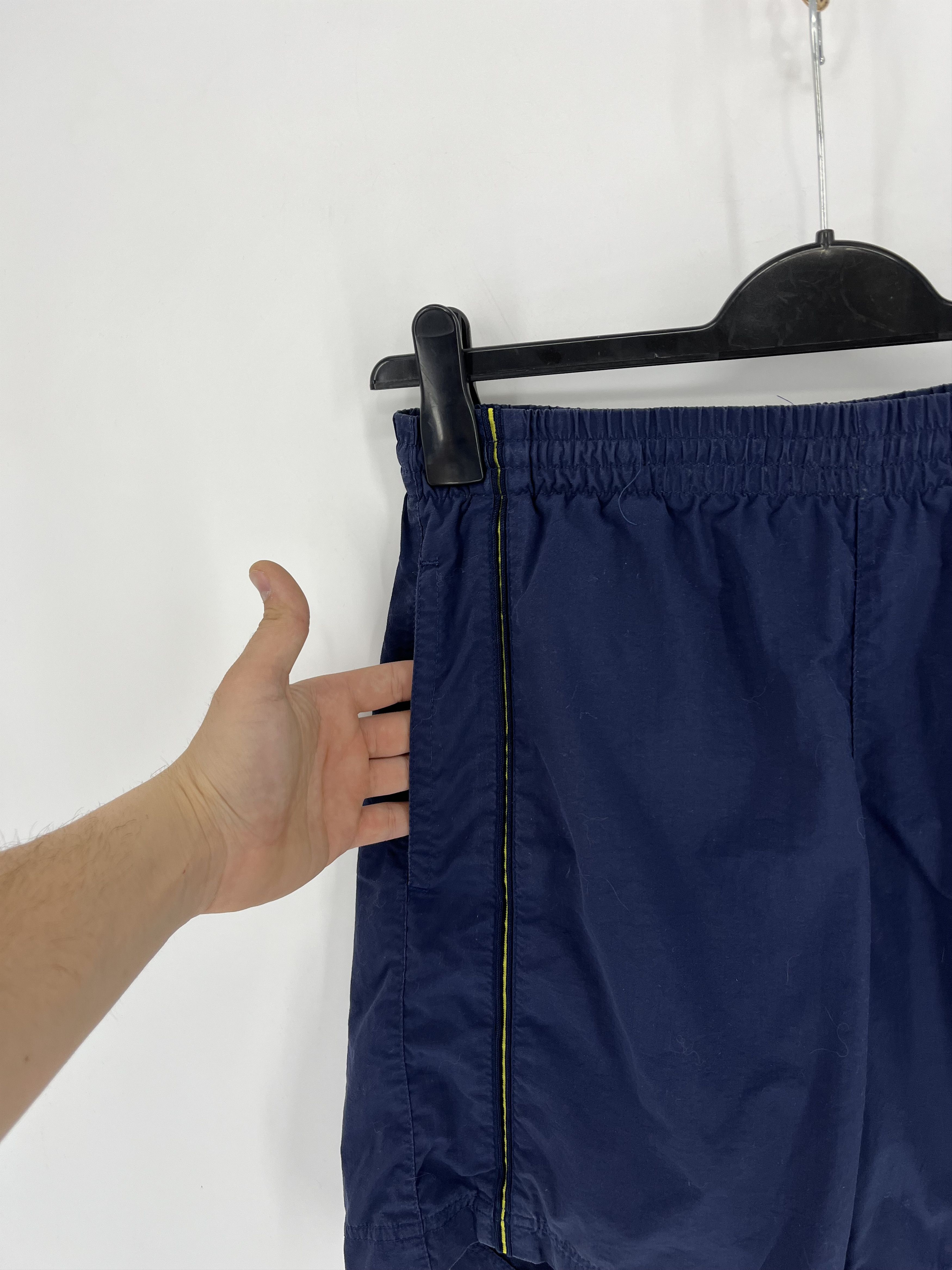 Nike 90s Vintage Nike Swoosh Logo Shorts Travis Style Size US 30 / EU 46 - 5 Thumbnail