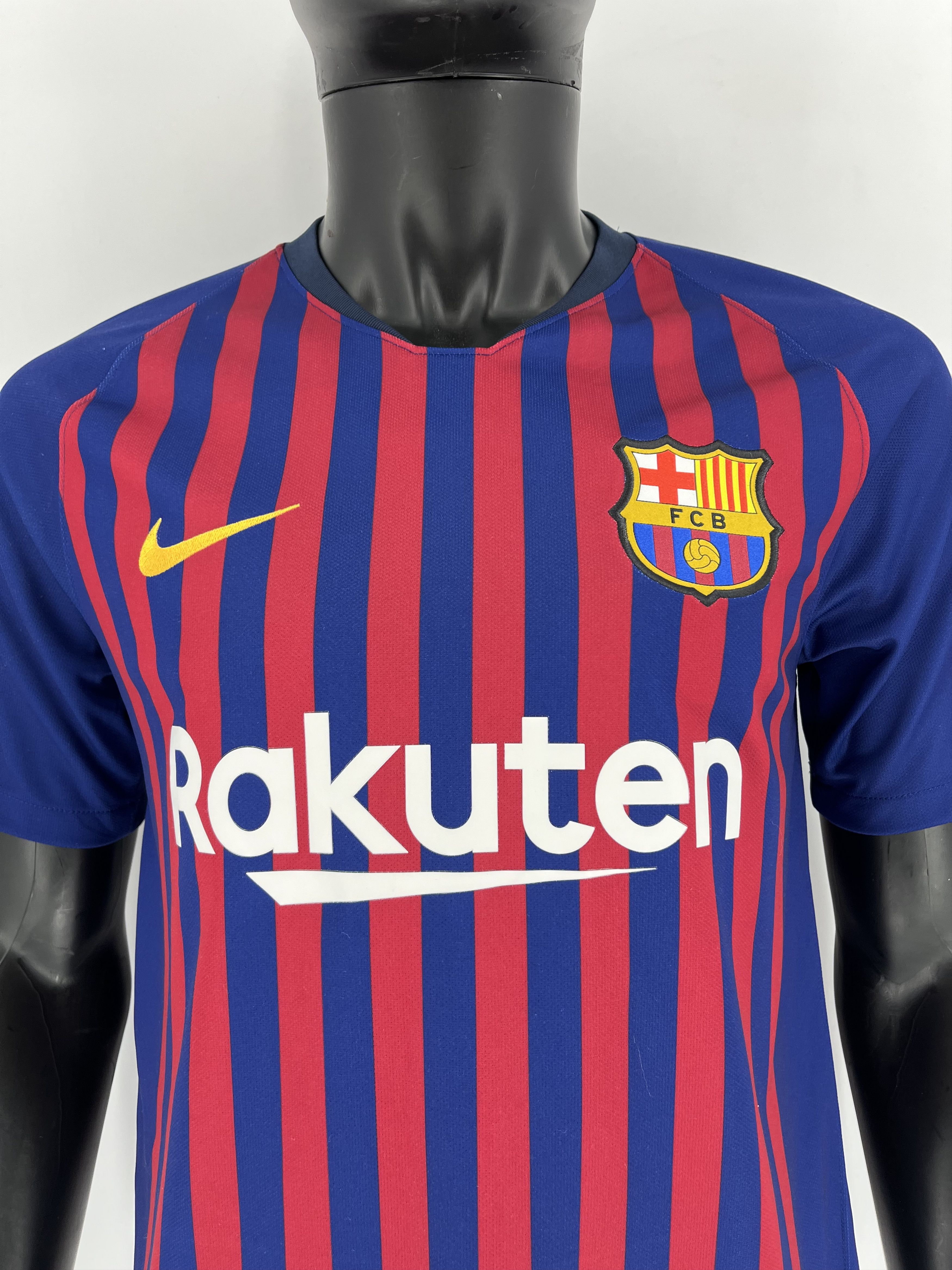 Other Vintage Y2K Nike FC Barcelona Home Soccer Jersey Size US M / EU 48-50 / 2 - 6 Thumbnail