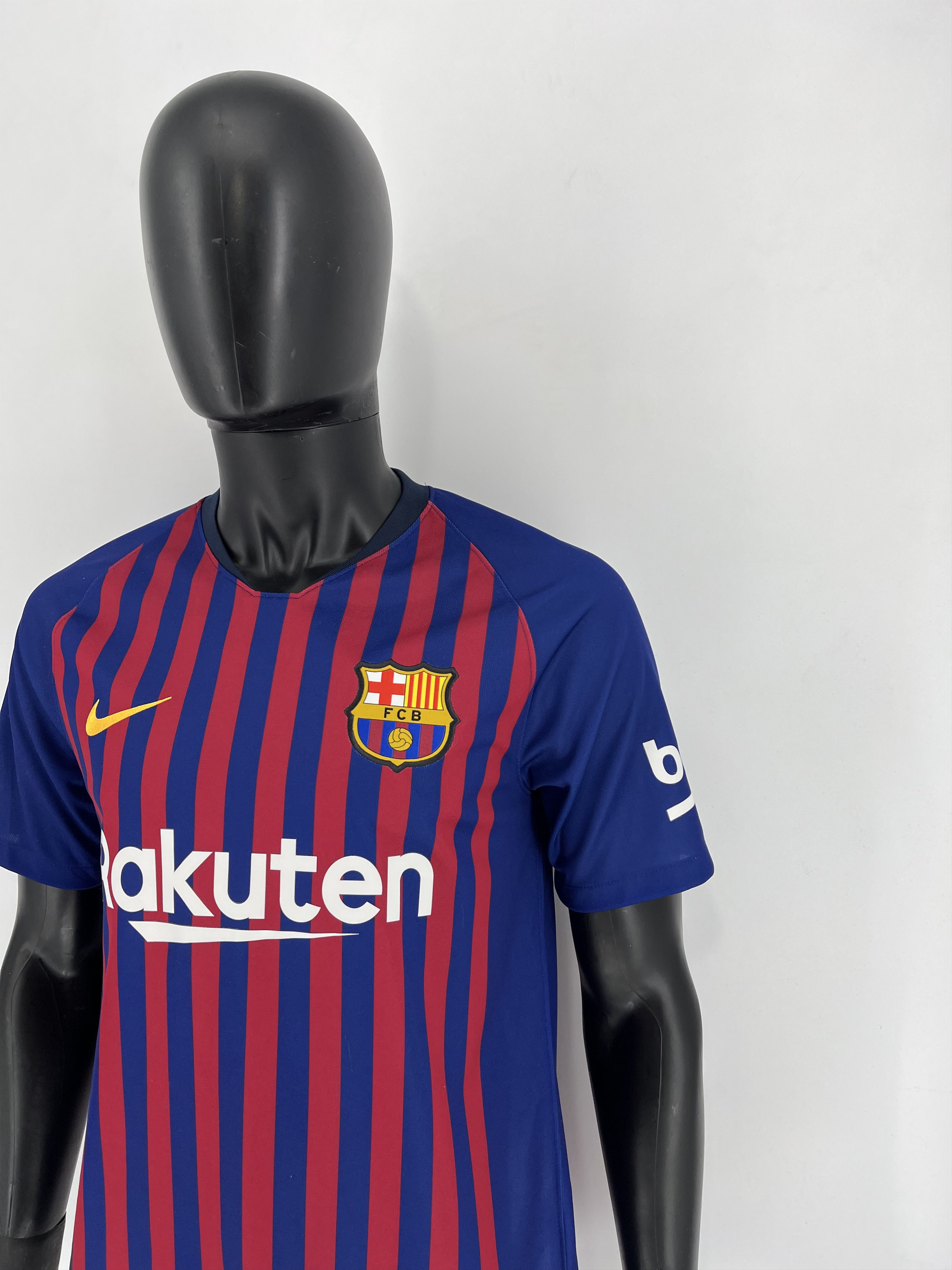 Other Vintage Y2K Nike FC Barcelona Home Soccer Jersey Size US M / EU 48-50 / 2 - 3 Thumbnail