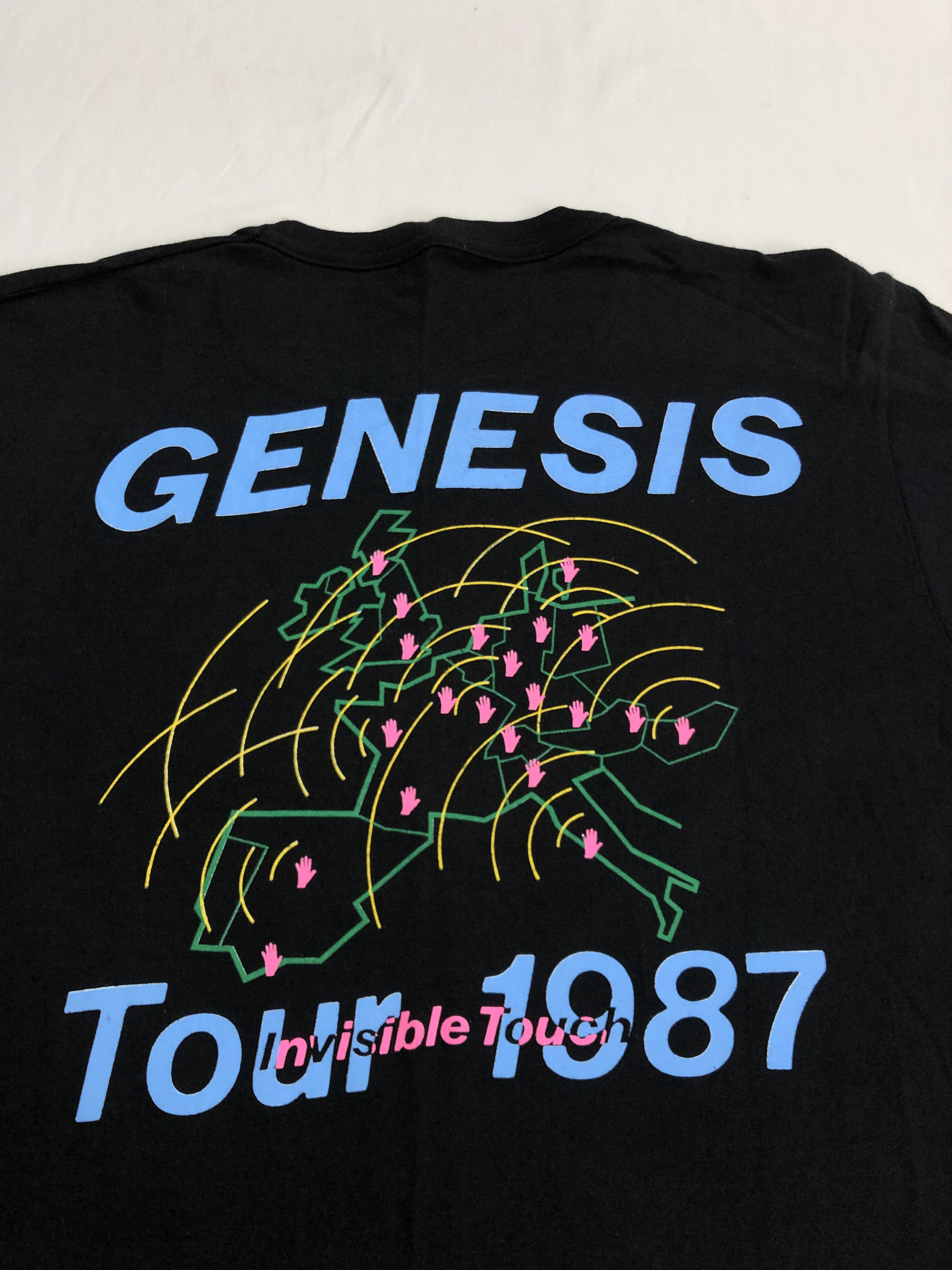 Band Tees Vintage 1987 Genesis Invisible Touch Tour (Pink Floyd) Size US L / EU 52-54 / 3 - 6 Thumbnail
