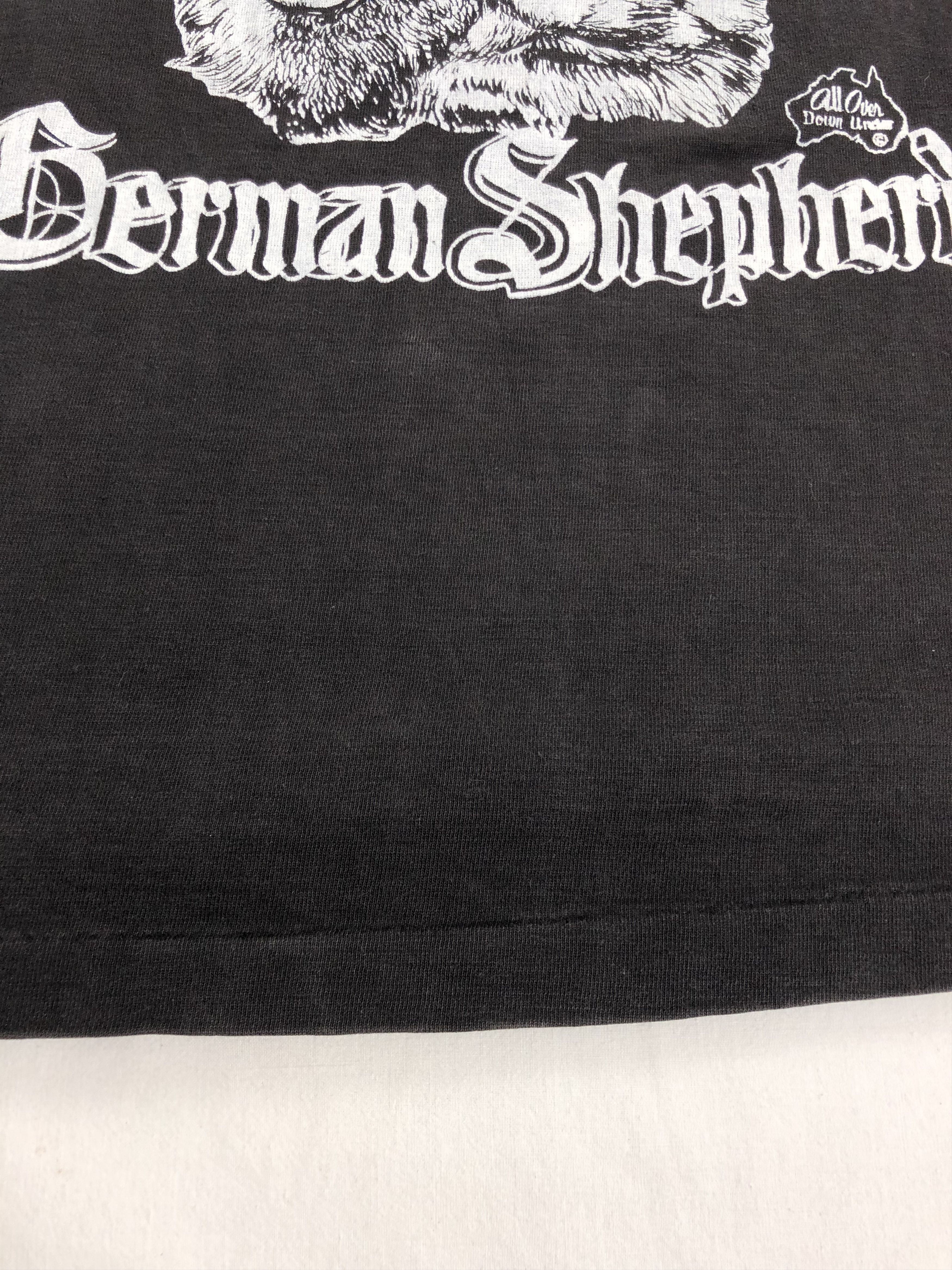 Vintage Vintage 90s German Shepherd Dog t-shirt Size US L / EU 52-54 / 3 - 9 Thumbnail