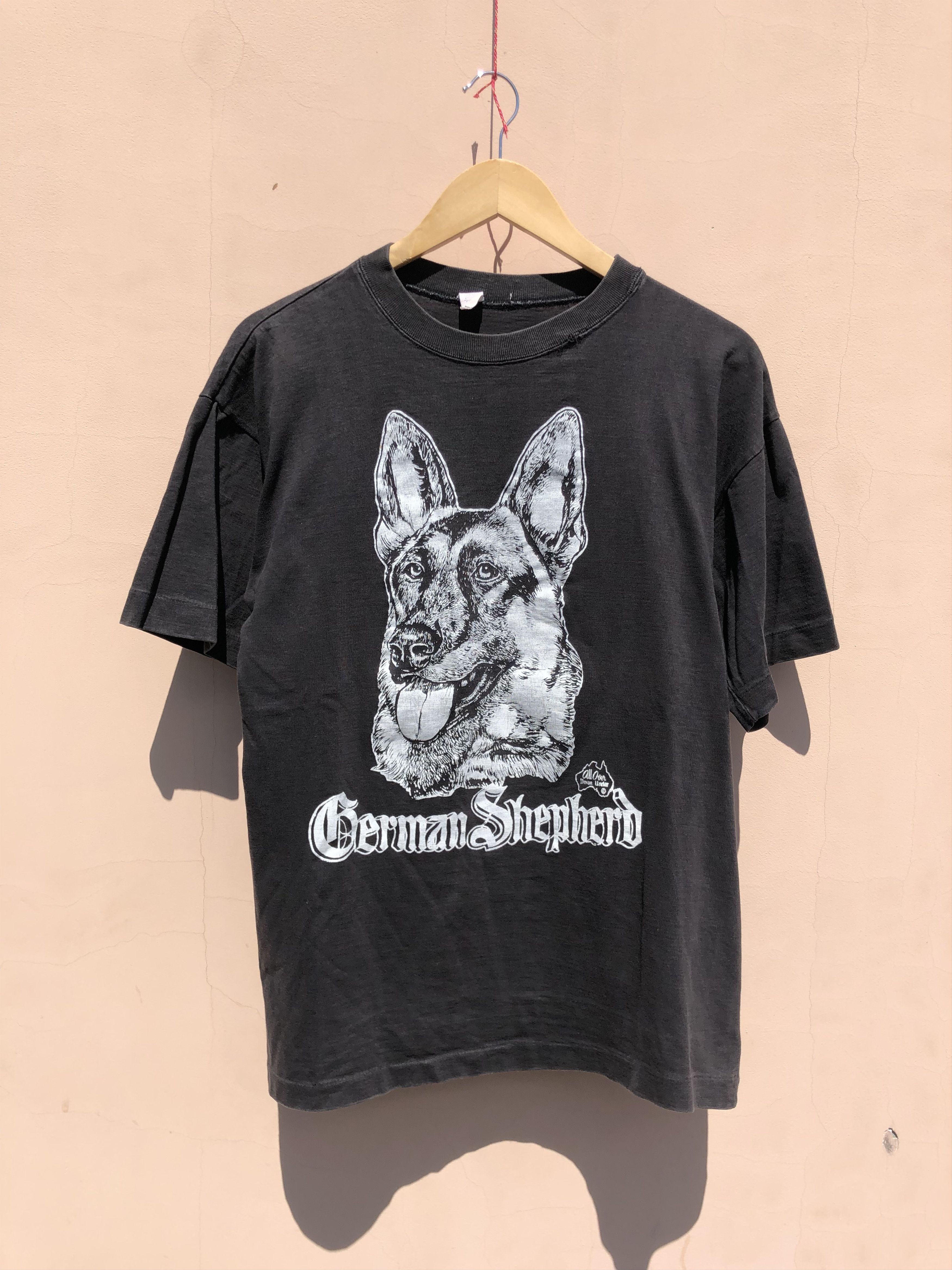 Vintage Vintage 90s German Shepherd Dog t-shirt Size US L / EU 52-54 / 3 - 4 Thumbnail