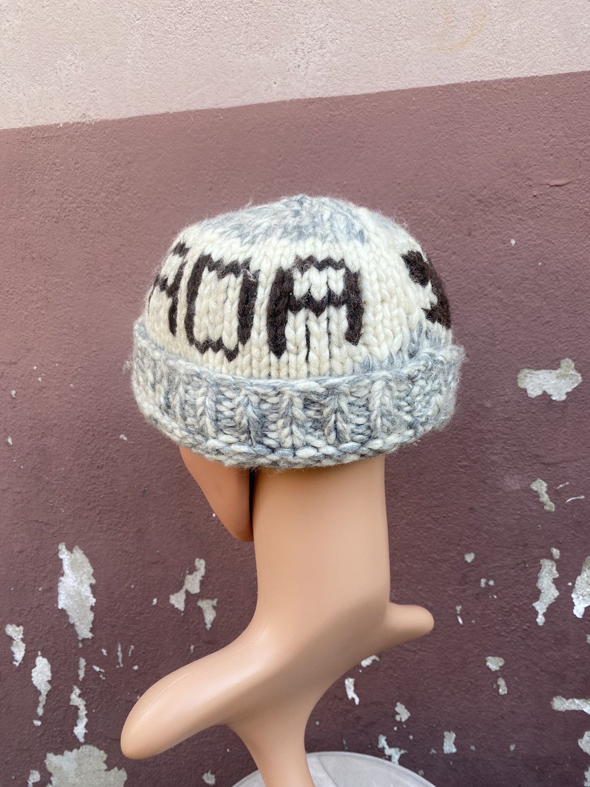 Vintage Vintage Canada Spellout Beanie Hat Size ONE SIZE - 4 Thumbnail