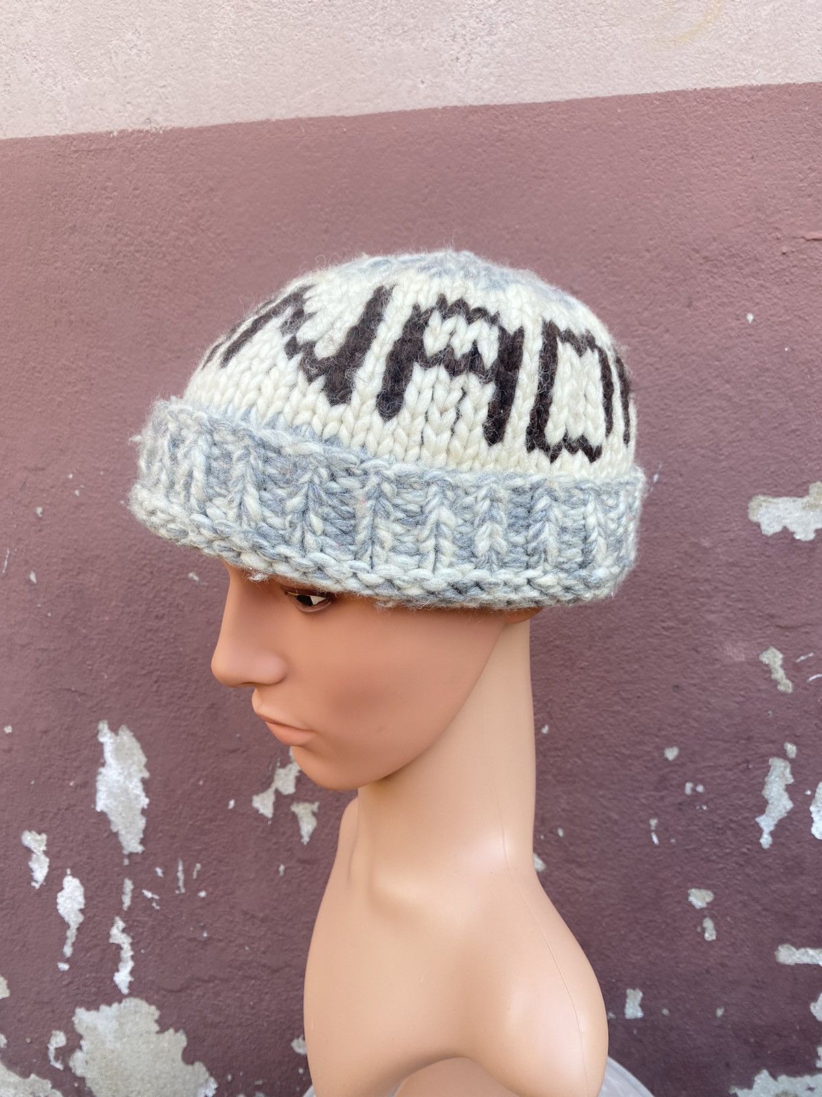 Vintage Vintage Canada Spellout Beanie Hat Size ONE SIZE - 3 Thumbnail