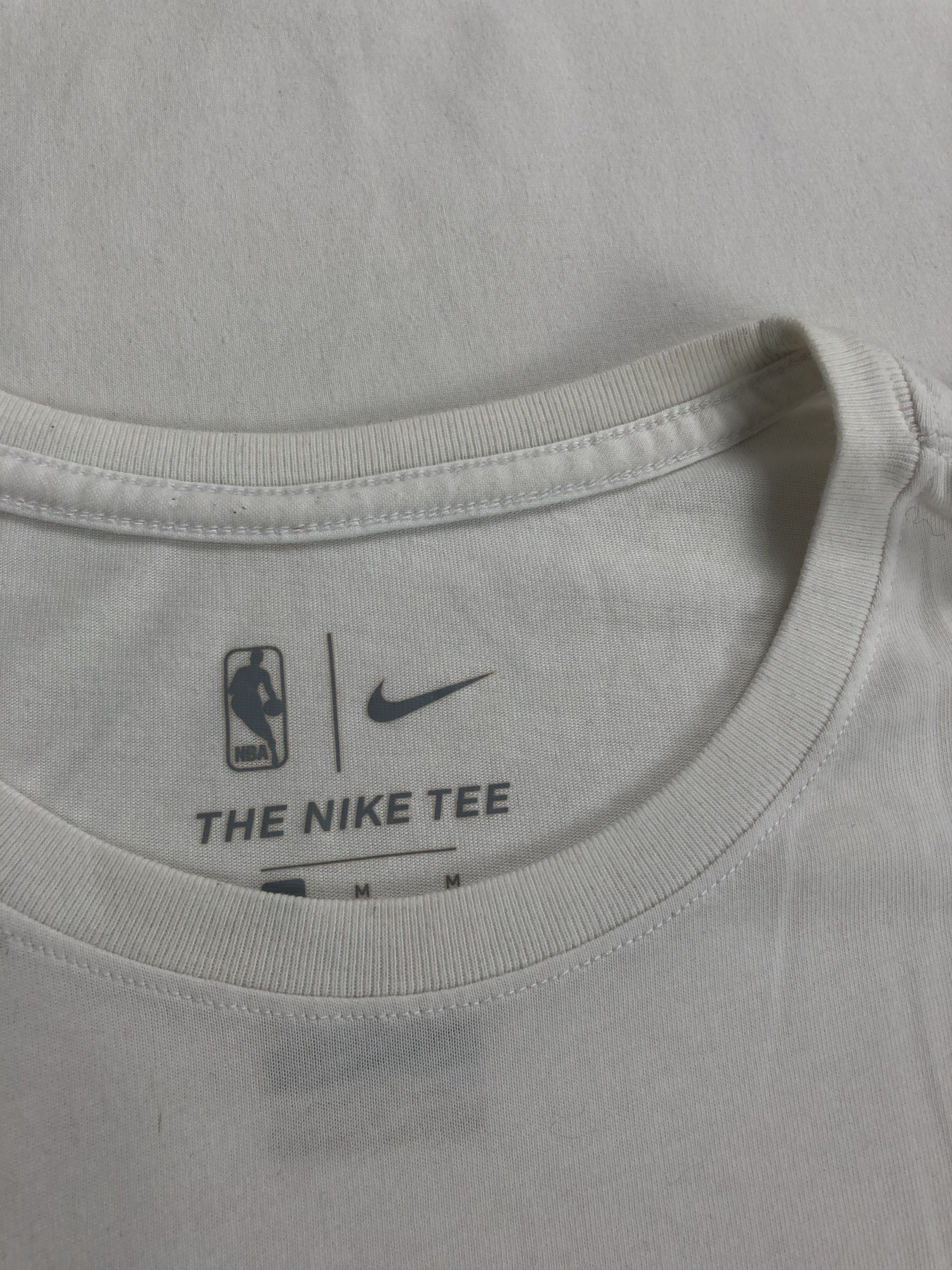 NBA Nike Charlotte Hornets NBA t-shirt Size US M / EU 48-50 / 2 - 7 Thumbnail