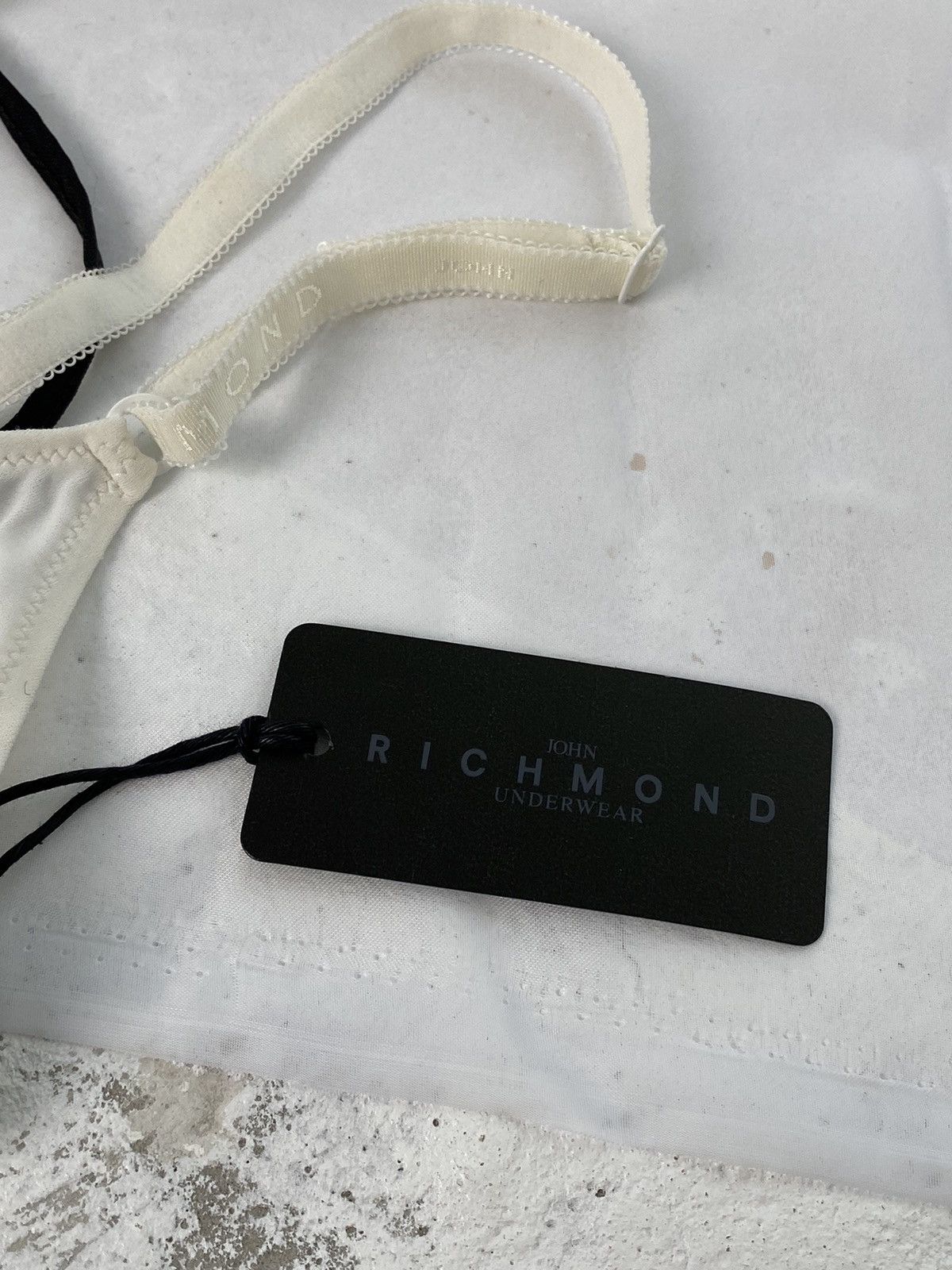 John Richmond ☁️CUTE JOHN RICHMOND MESH BRA☁️ Size ONE SIZE - 5 Thumbnail