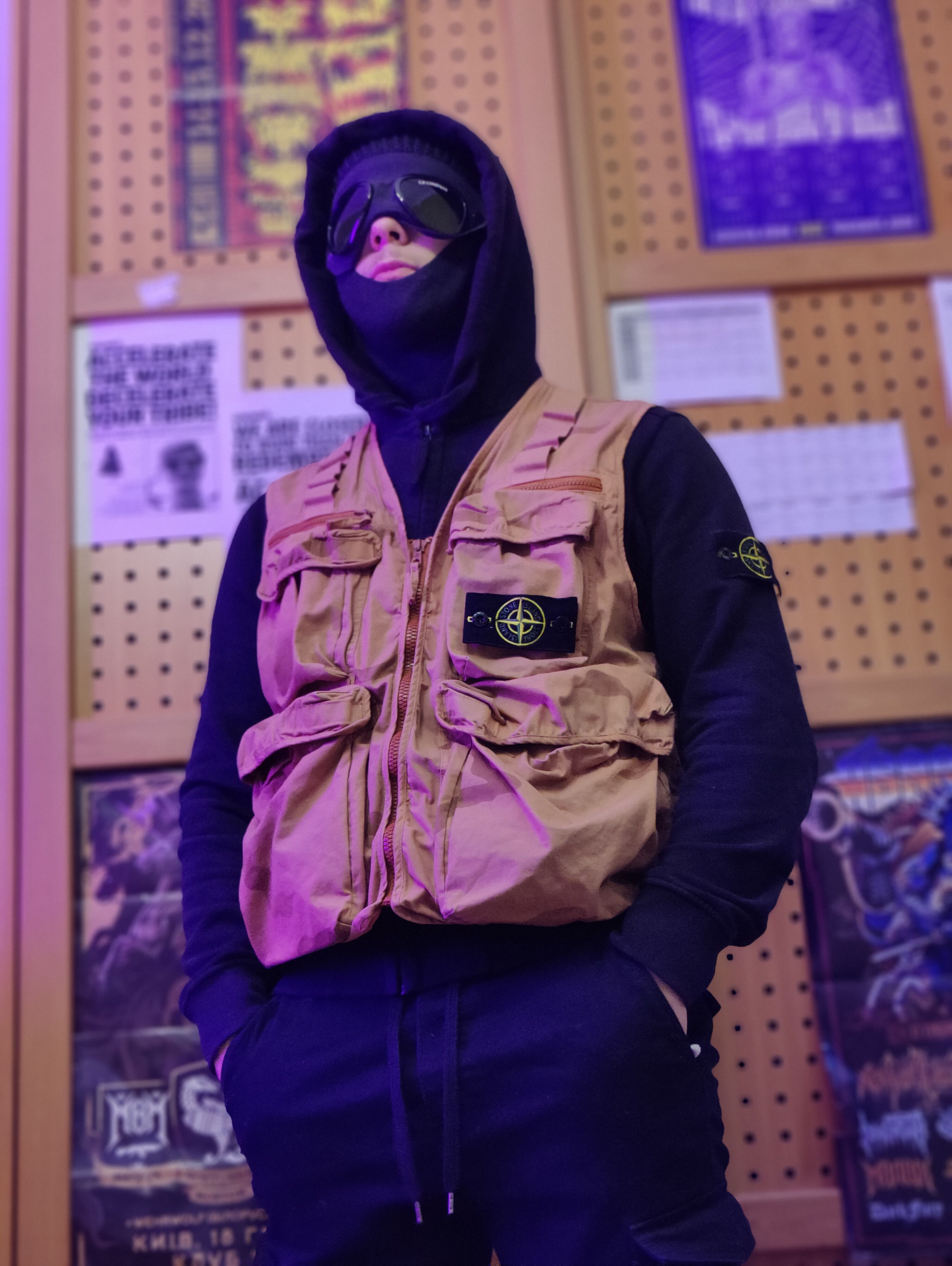 Supreme stone island camo cargo vest clearance