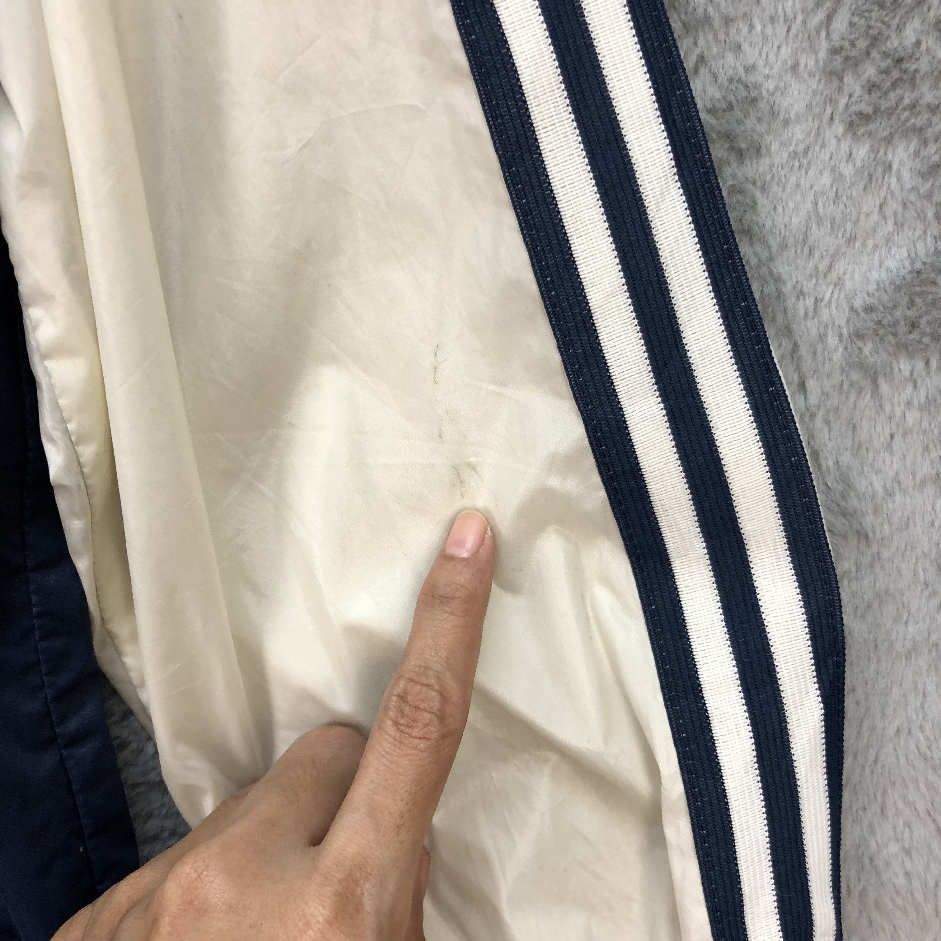 Adidas Vintage 90s Adidas Light Weight Jacket/Windbreaker #5954-215 Size US L / EU 52-54 / 3 - 7 Thumbnail