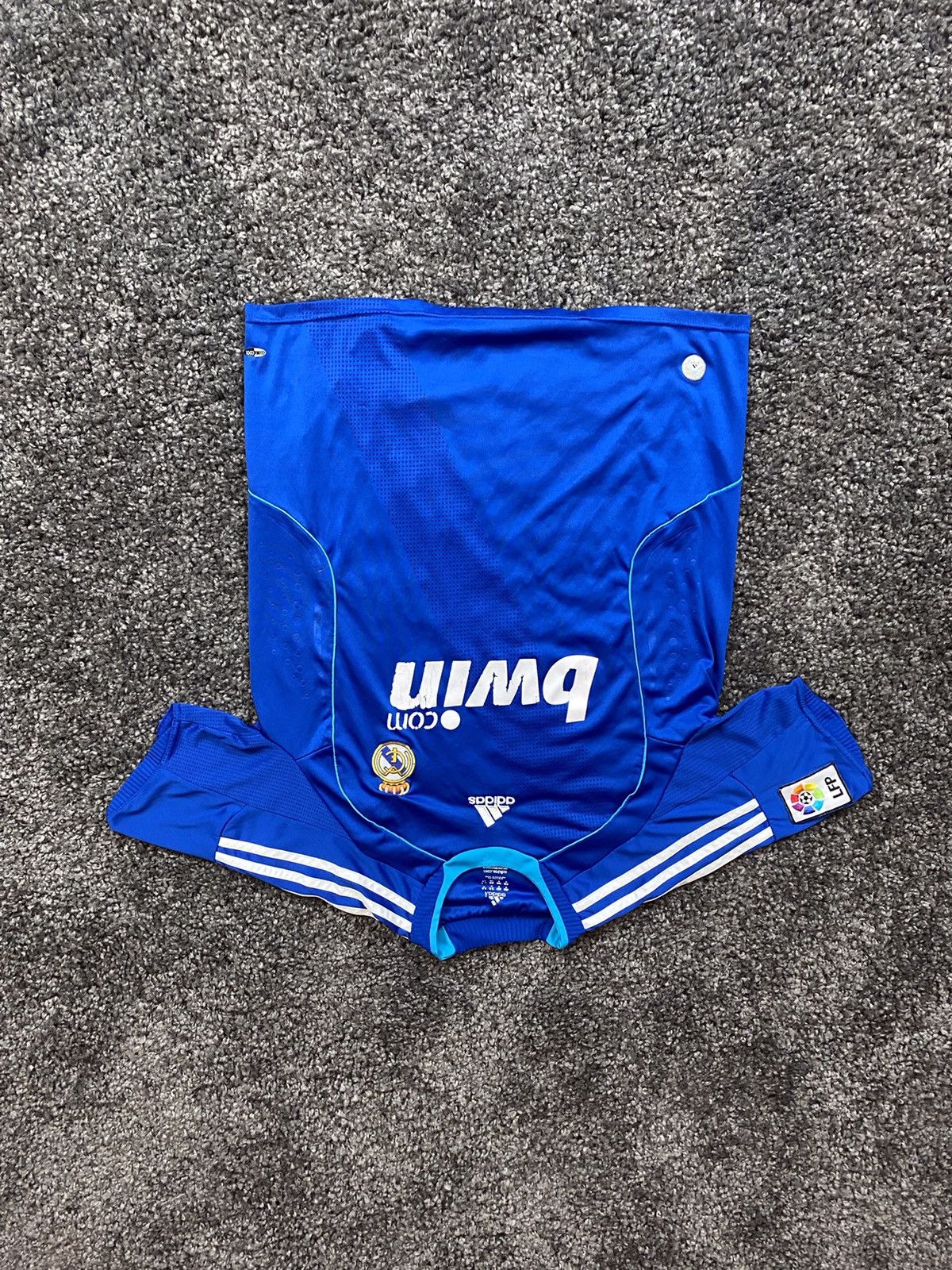 adidas-adidas-vintage-soccer-jersey-real-madrid-fc-90s-centerlogo
