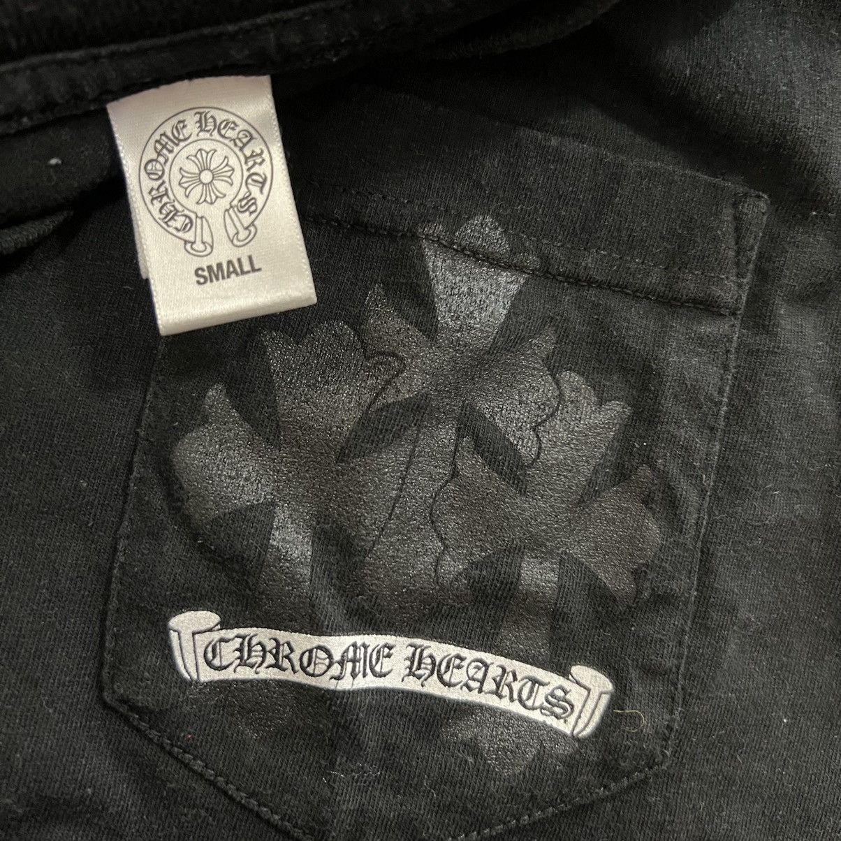 Chrome Hearts Vintage Chrome Heart cross dagger T shirt Size US S / EU 44-46 / 1 - 6 Thumbnail