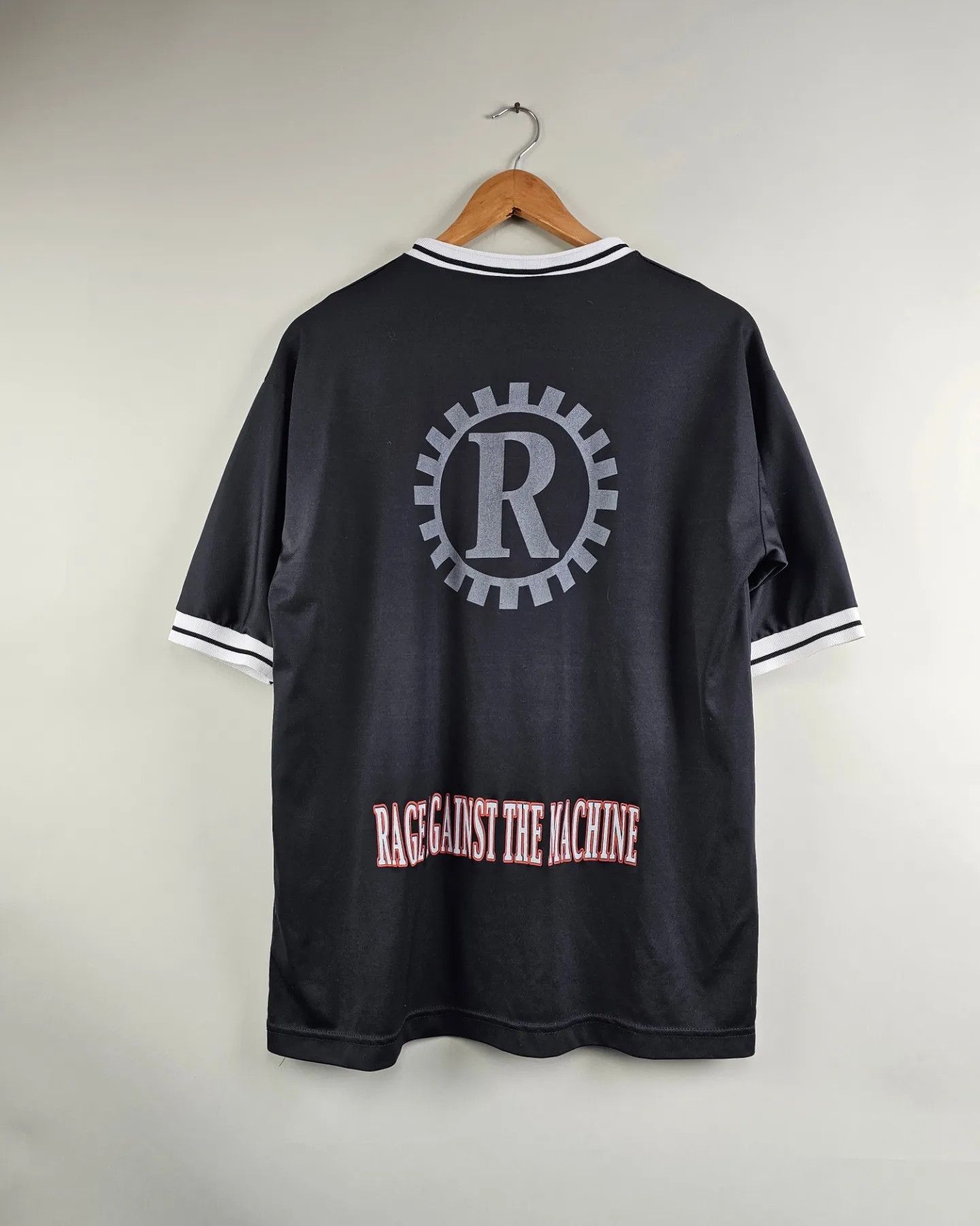 Band Tees × Rage Against The Machine × Vintage 90s Rage against the machine vintage Jersey T Shirt Size US L / EU 52-54 / 3 - 2 Thumbnail