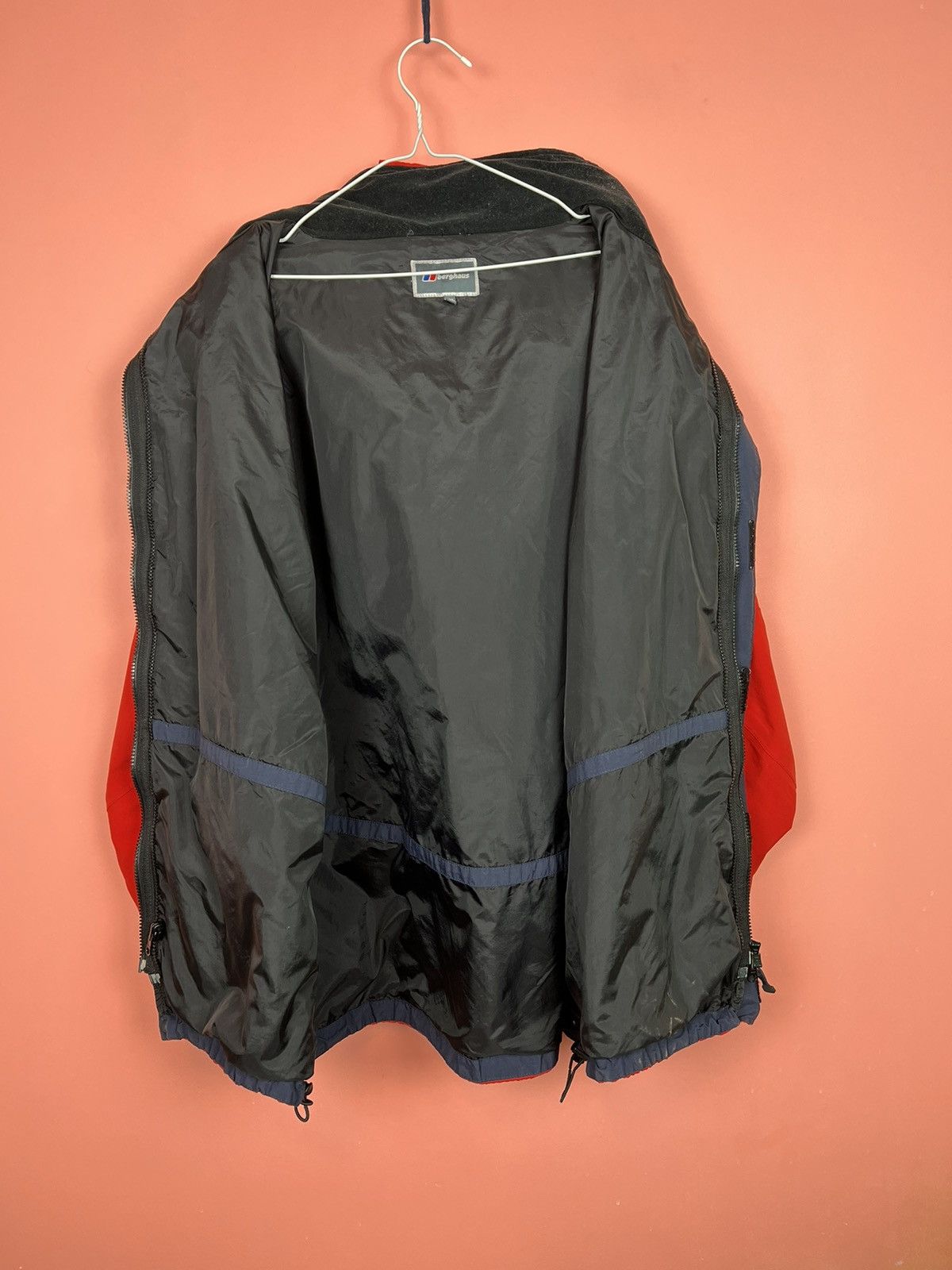 Berghaus Berghaus gore-tex jacket raincoat vintage sale Size US XXL / EU 58 / 5 - 10 Thumbnail