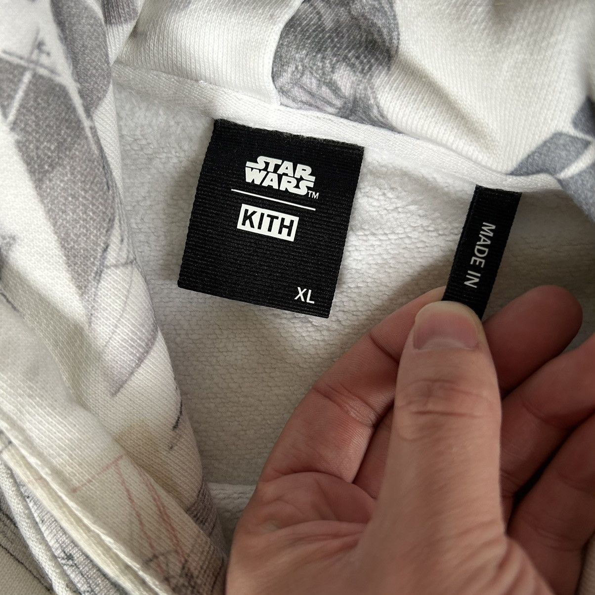 Kith × Ronnie Fieg × Star Wars 2021 CONCEPT ART SKETCHES ALLOVER PRiNT HOODiE SWEATSHiRT Size US XL / EU 56 / 4 - 12 Thumbnail