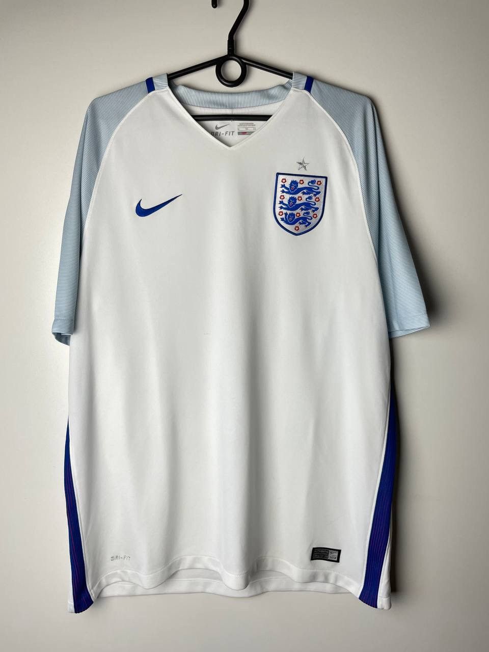 Vintage England Nike vintage t-shirts size XL Size US XL / EU 56 / 4 - 1 Thumbnail