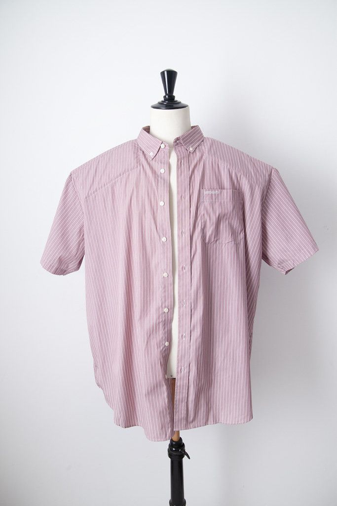 image of Vetements Aw19 Padded Shoulders Oversized Shirt in Pink, Men's (Size XS)