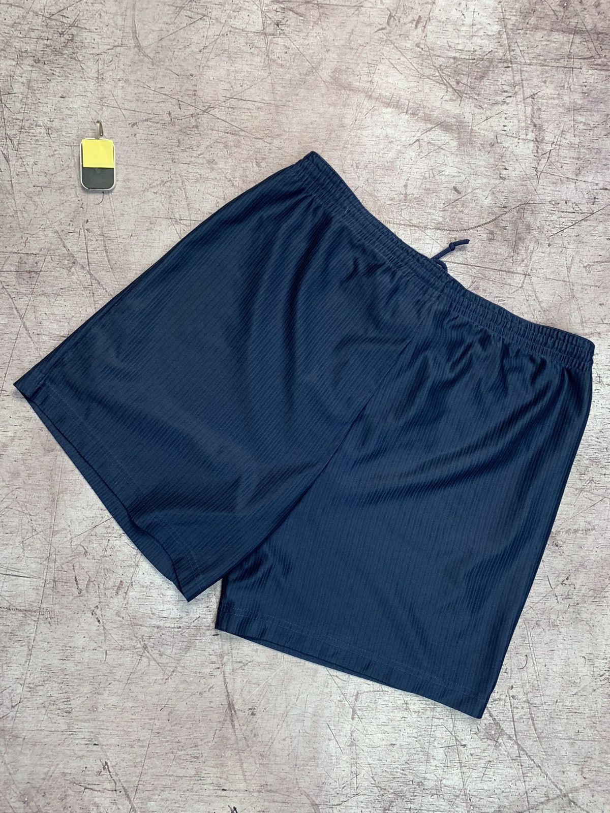 Nike Nike Dri Fit Vintage Mens Shorts Y2K Hype Size US 32 / EU 48 - 2 Thumbnail