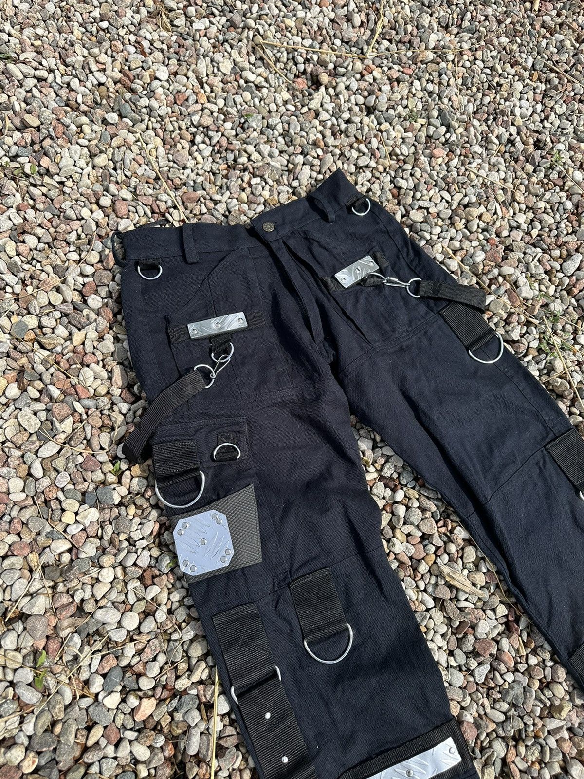Japanese Brand × Seditionaries Raven S.D.L Rave Bondage Pants Size US 28 / EU 44 - 2 Thumbnail