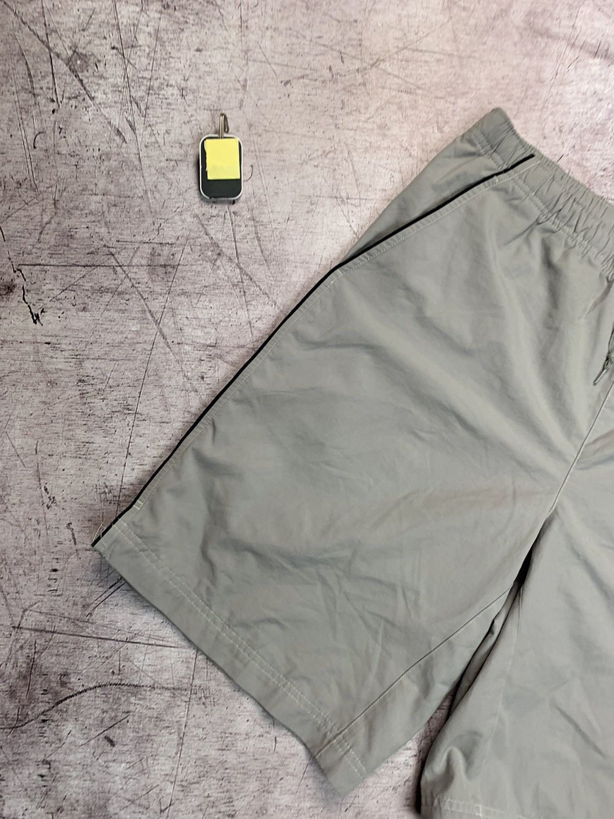 Nike × Vintage Nike Vintage Y2K Shorts Size US 32 / EU 48 - 4 Thumbnail