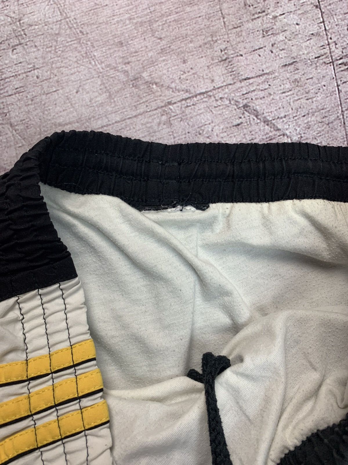 Adidas × Vintage Adidas Vintage Shorts Size US 32 / EU 48 - 5 Thumbnail