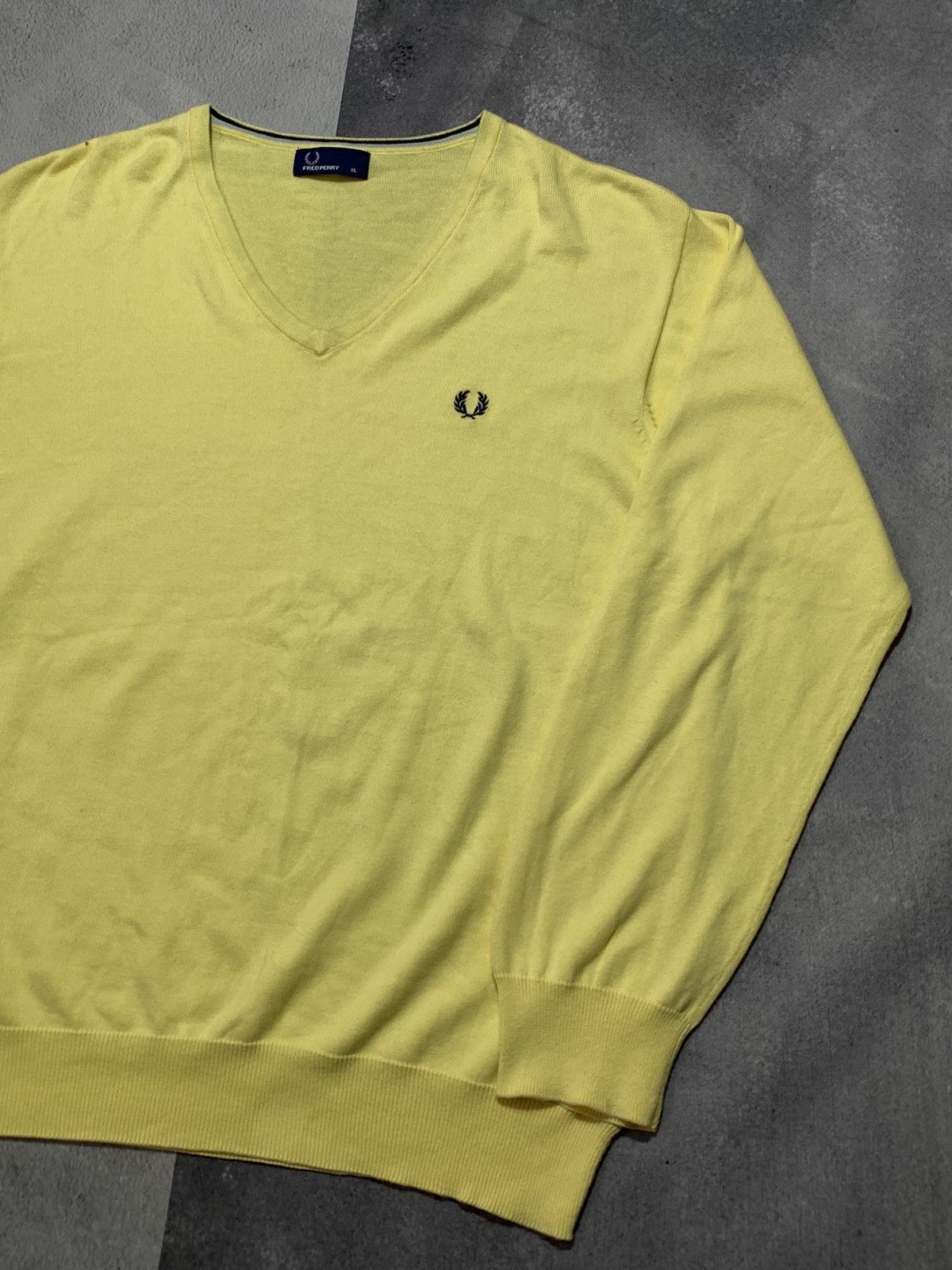 Fred Perry Vintage 90s Fred Perry sweaters casual streetwear size XL Size US XL / EU 56 / 4 - 2 Thumbnail
