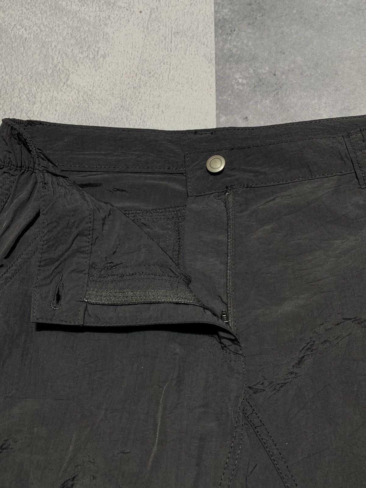 Japanese Brand × Vintage Vintage Y2K Nylon pants japanese style streetwear size S Size US 30 / EU 46 - 5 Thumbnail