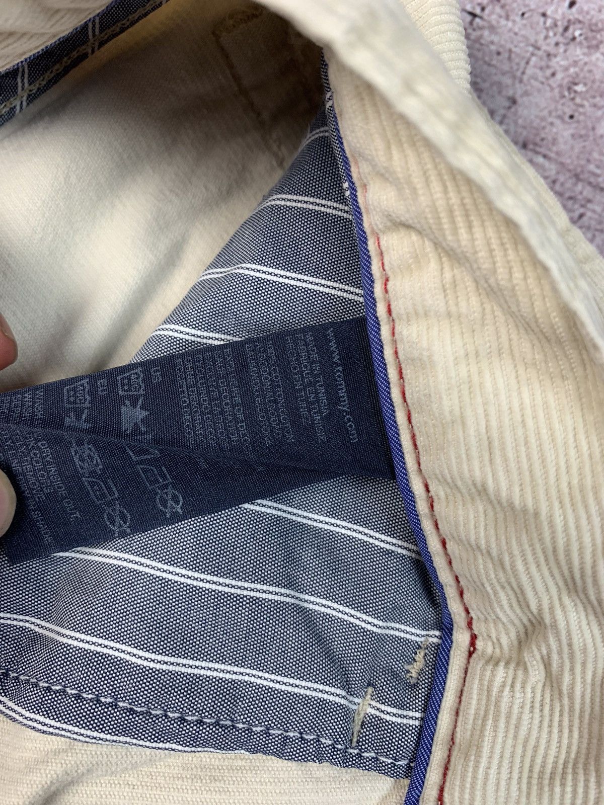 Tommy Hilfiger × Vintage Vintage Tommy Hilfiger Corduroy Pants Size US 34 / EU 50 - 10 Thumbnail