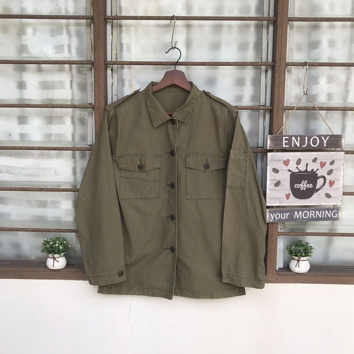General Research × URBAN RESEARCH DOORS Japan Urban Research military wtaps inspired oxford jacket Size US M / EU 48-50 / 2 - 2 Thumbnail