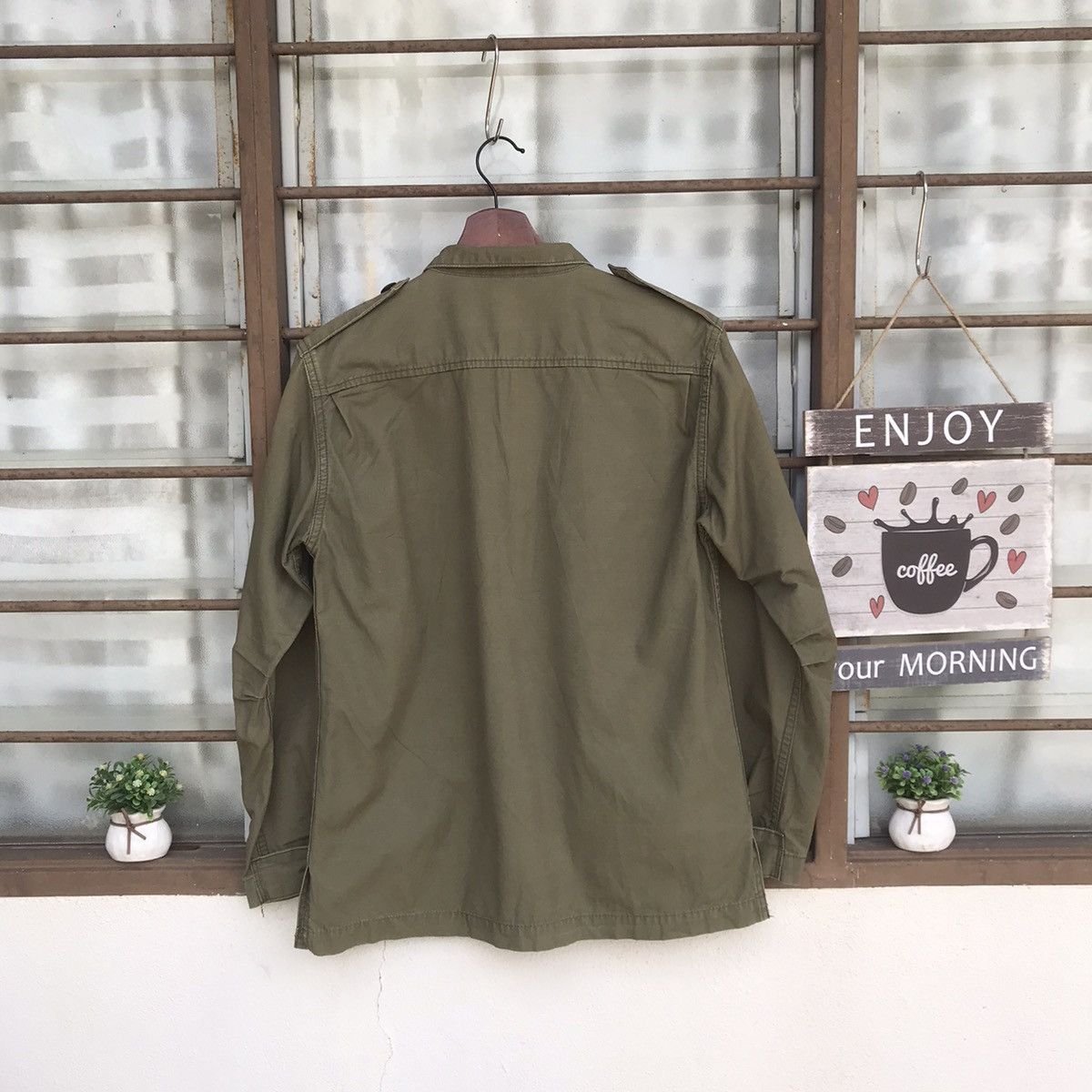 General Research × URBAN RESEARCH DOORS Japan Urban Research military wtaps inspired oxford jacket Size US M / EU 48-50 / 2 - 4 Thumbnail