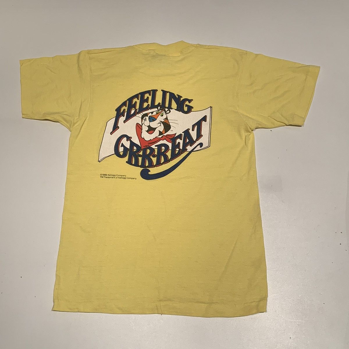Vintage Vintage 1986 Frosted Flakes cereal promo graphic t shirt 90s Size US XS / EU 42 / 0 - 1 Thumbnail