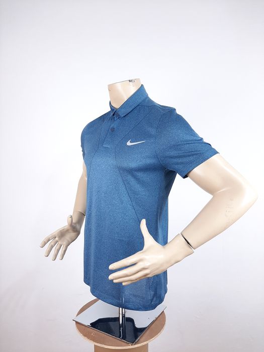 Nike golf best sale momentum shirt