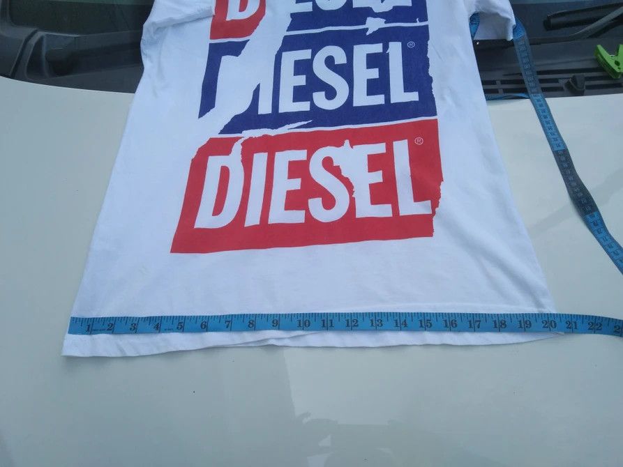 Diesel SUMMER OUTFITS VINTAGE DIESEL BIG LOGO BACKHITS T-SHIRT Size US M / EU 48-50 / 2 - 10 Thumbnail