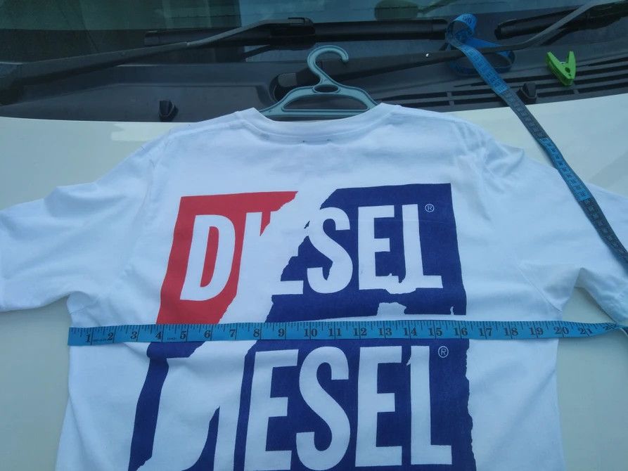 Diesel SUMMER OUTFITS VINTAGE DIESEL BIG LOGO BACKHITS T-SHIRT Size US M / EU 48-50 / 2 - 7 Thumbnail