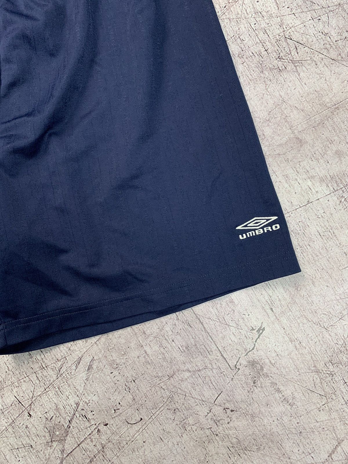 Umbro Vintage Umbro Y2K Shorts Size US 34 / EU 50 - 6 Thumbnail