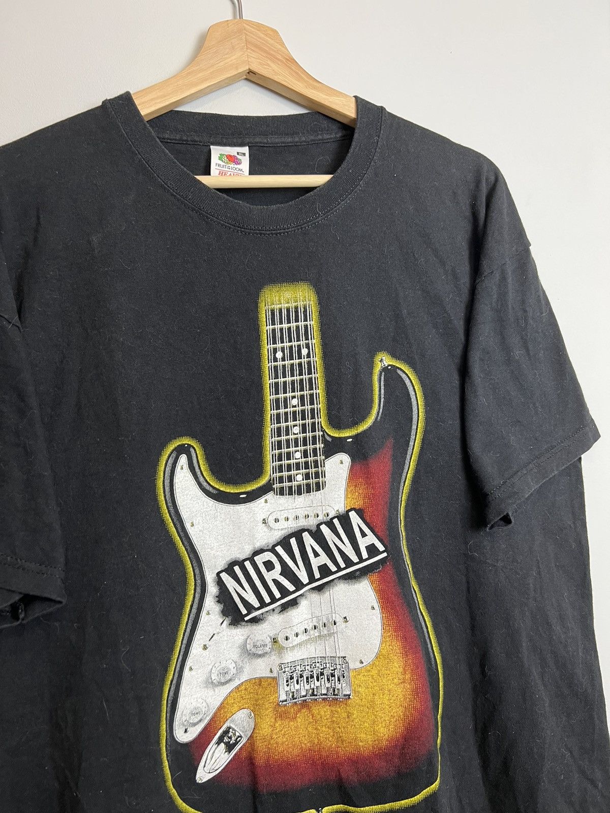Band Tees Rare Vintage 00s Nirvana Kurt Cobain Grunge Band Tshirt Size US XL / EU 56 / 4 - 3 Thumbnail
