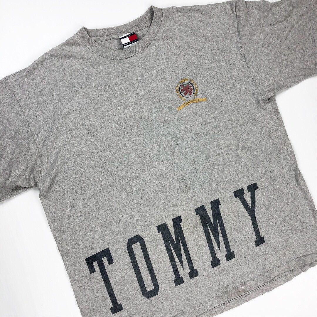 Tommy Hilfiger Tommy Hilfiger Vintage Flag Box Logo Tee Shirt Size US XL / EU 56 / 4 - 2 Thumbnail