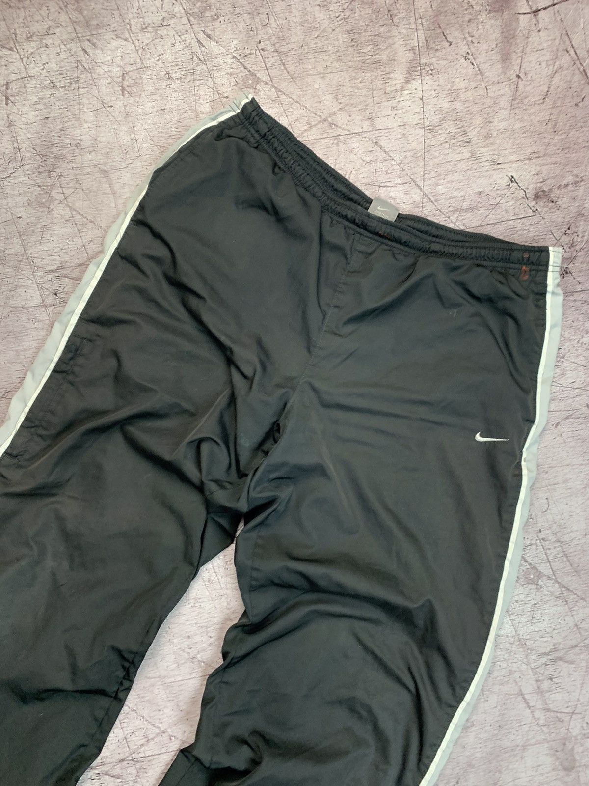 Nike × Vintage Nike Vintage Mens Nylon Track Pants Drill Style Size US 34 / EU 50 - 9 Thumbnail