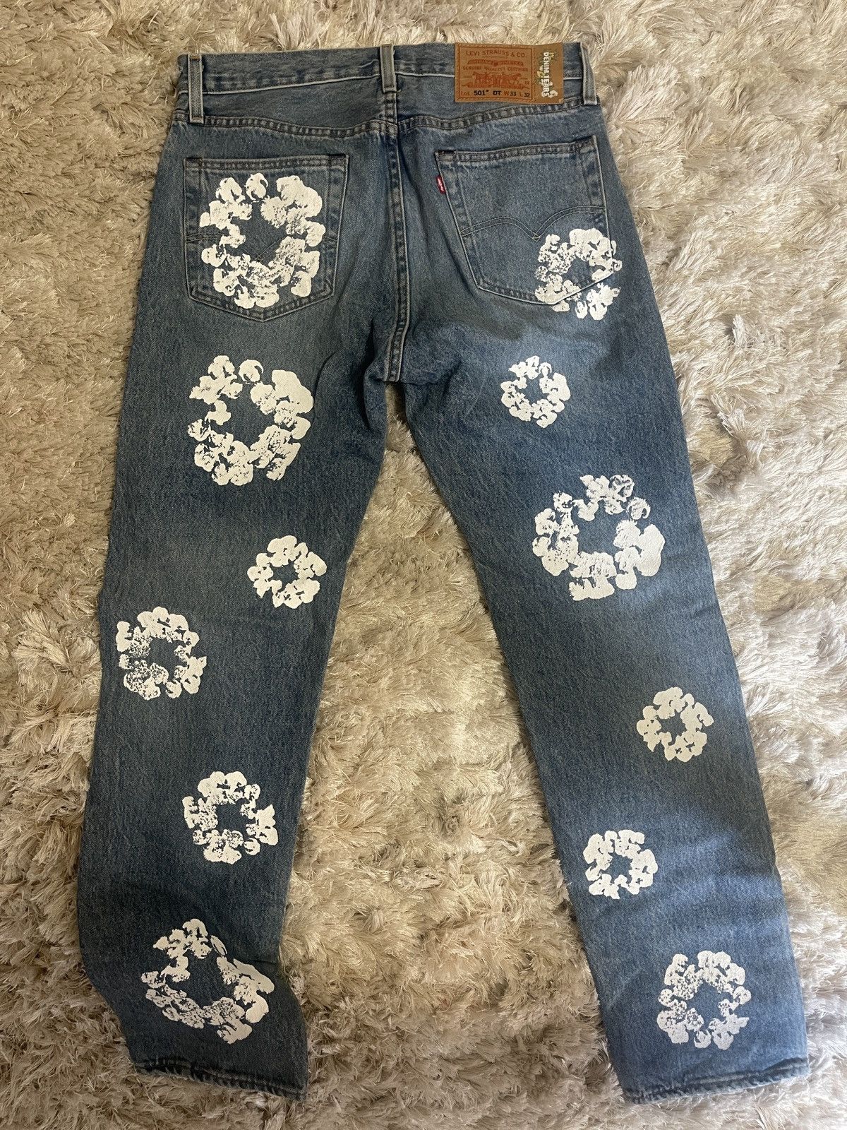DENIM TEARS Denim Tears COTTON WREATH JEAN LIGHT WASH Size US 33 - 1 Thumbnail