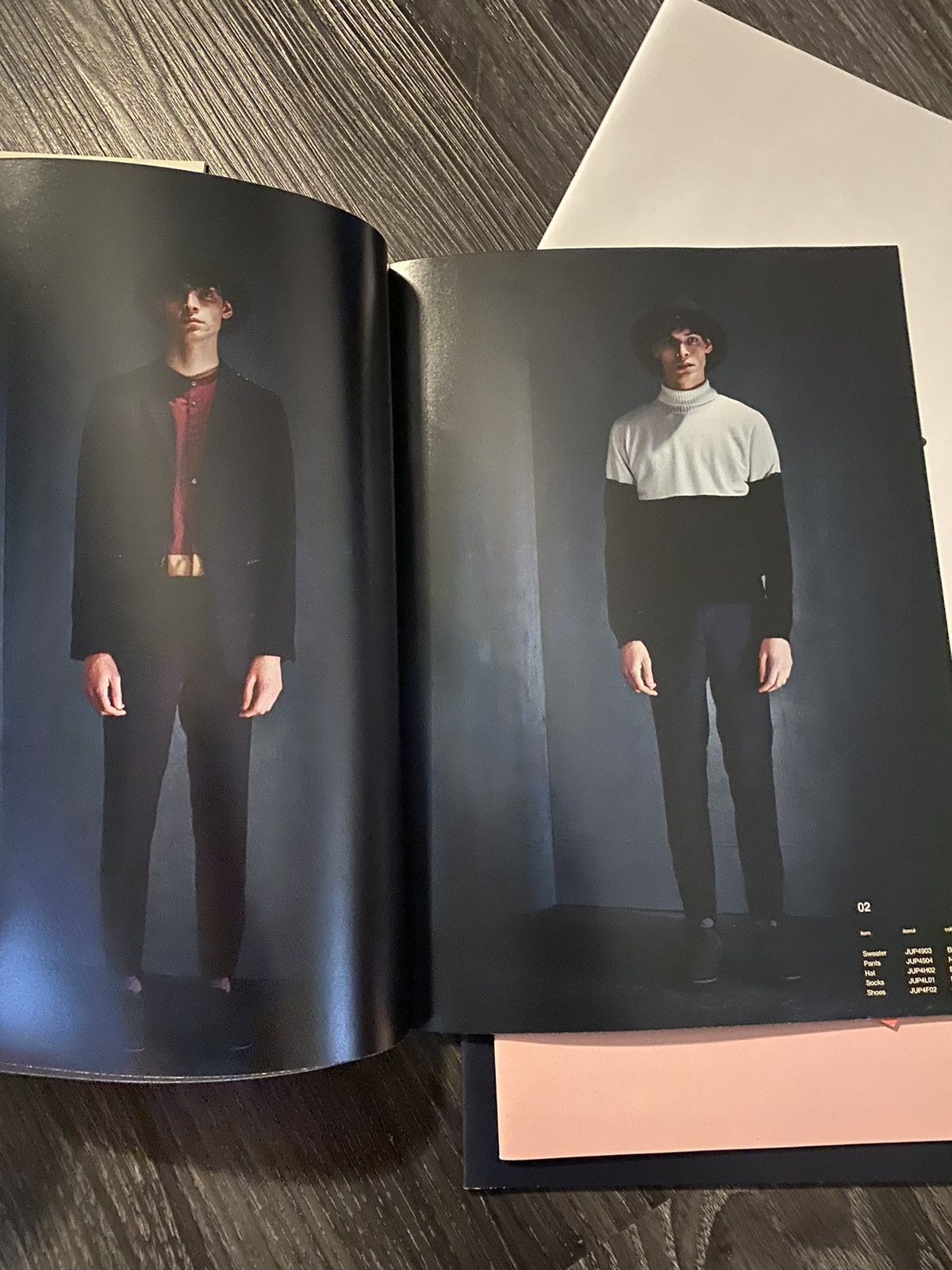 Undercover John undercover & Sue undercover Look books Size ONE SIZE - 5 Thumbnail