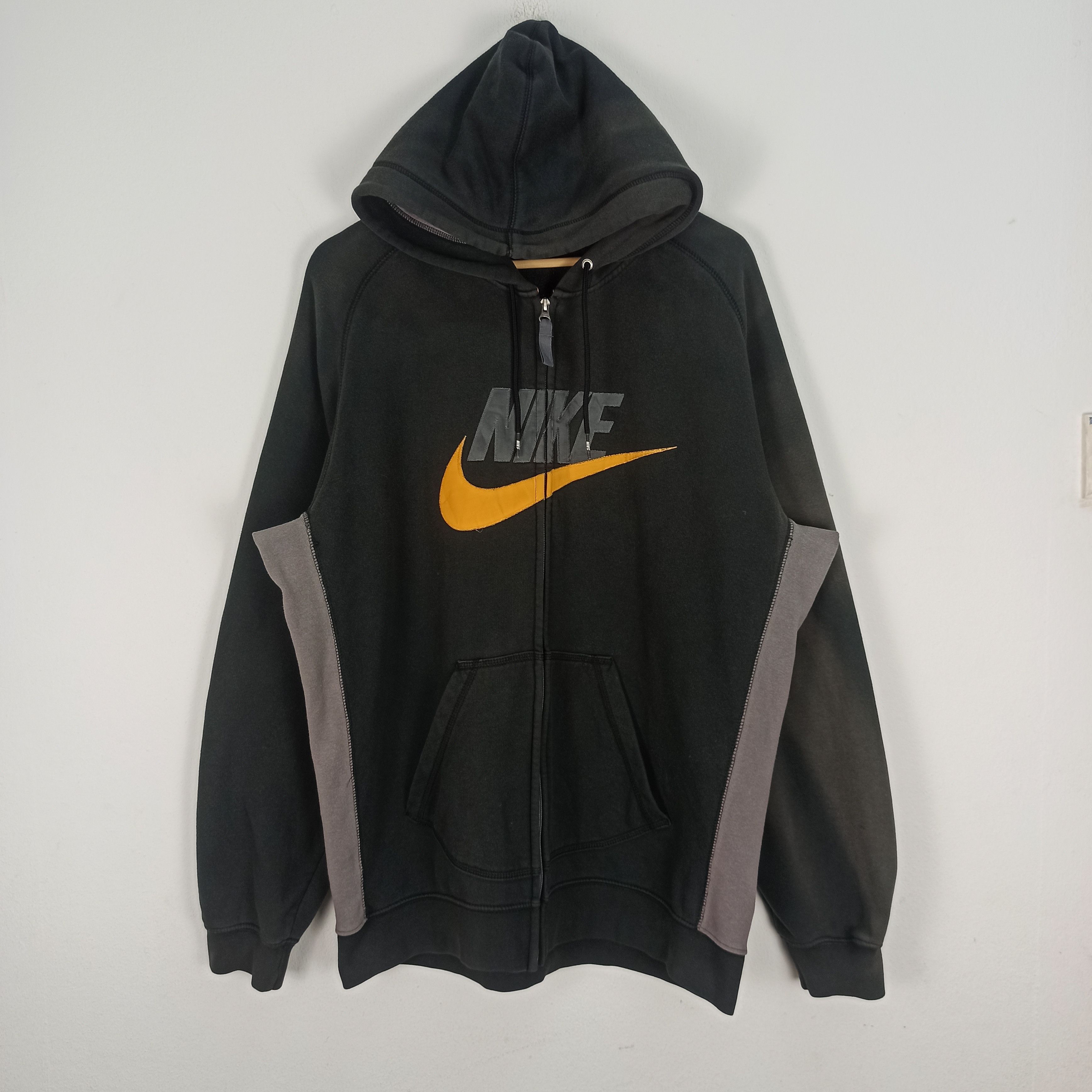 Nike 🔥SUN FADED🔥 NIKE BIG LOGO SPELL OUT HOODIE ZIPPER Size US XL / EU 56 / 4 - 1 Thumbnail