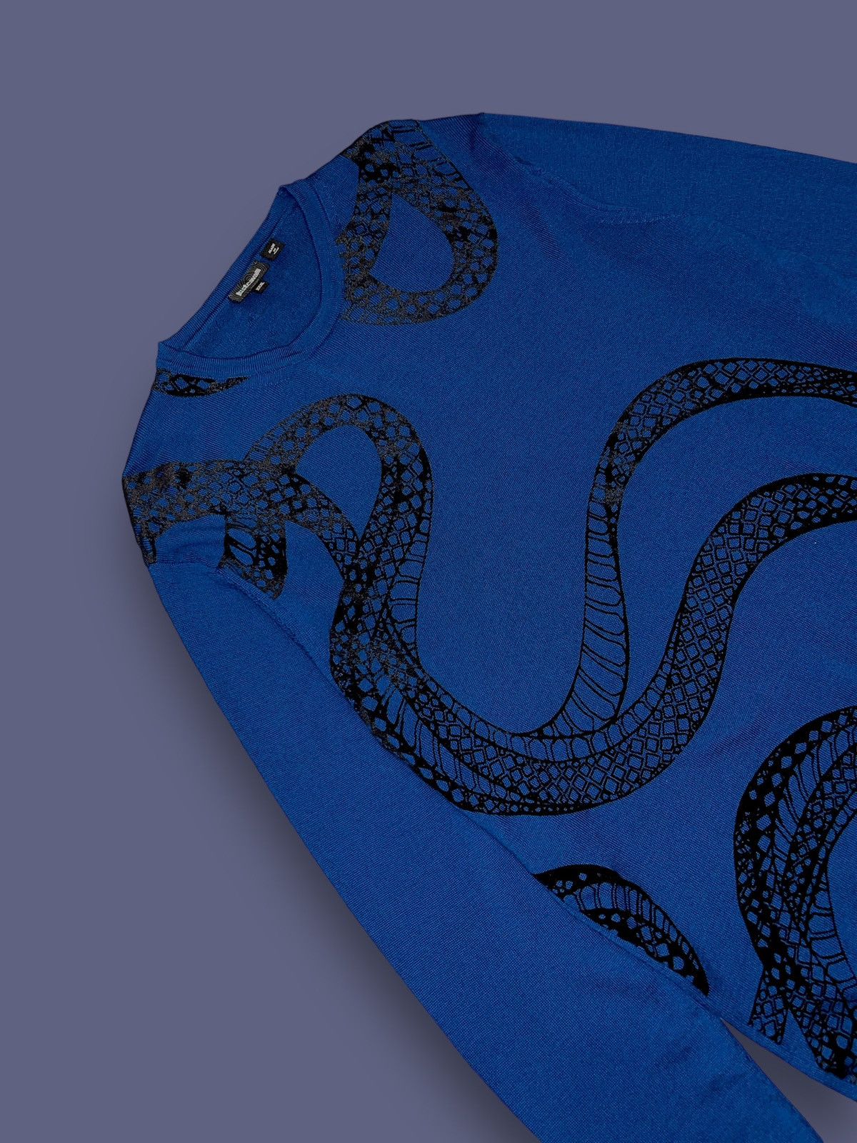 Just Cavalli AW15 Just Cavalli Snake Print Navy Wool Sweater Size US XXL / EU 58 / 5 - 5 Thumbnail