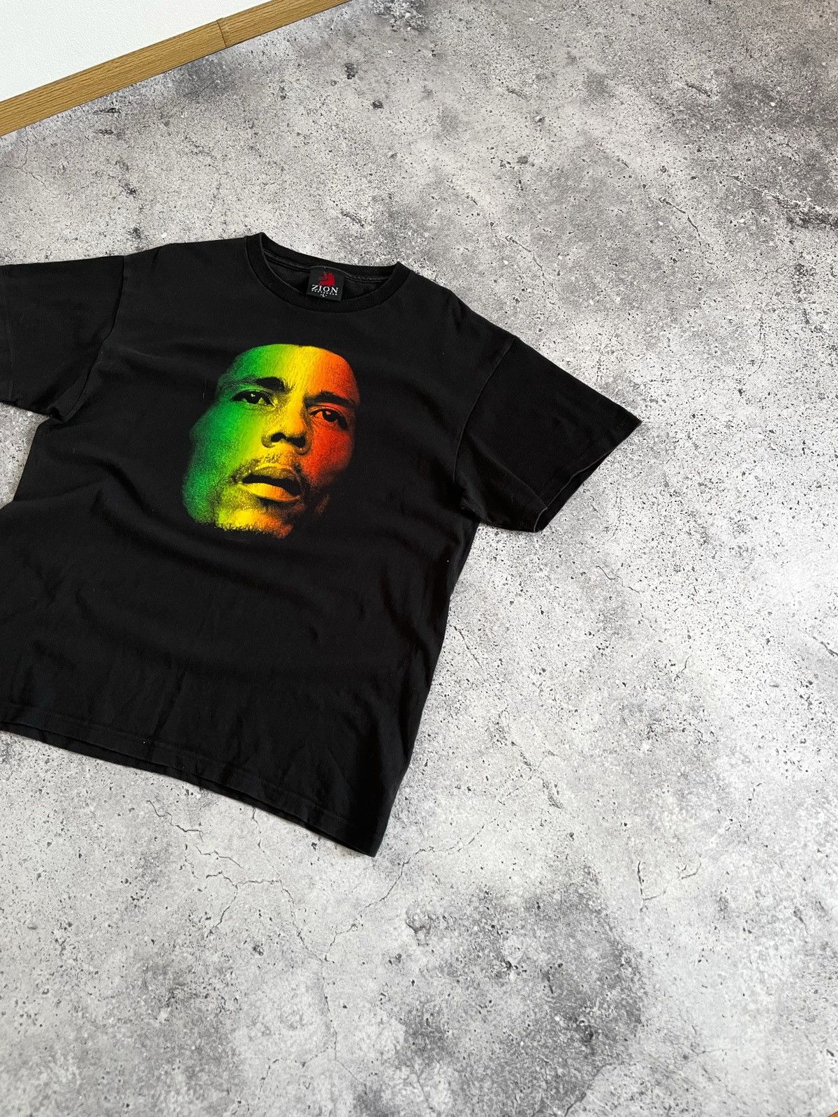 Bob Marley × Vintage × Zion Rootswear Vintage 2000 Bob Marley Redemption Song Band Tee Size US L / EU 52-54 / 3 - 2 Thumbnail