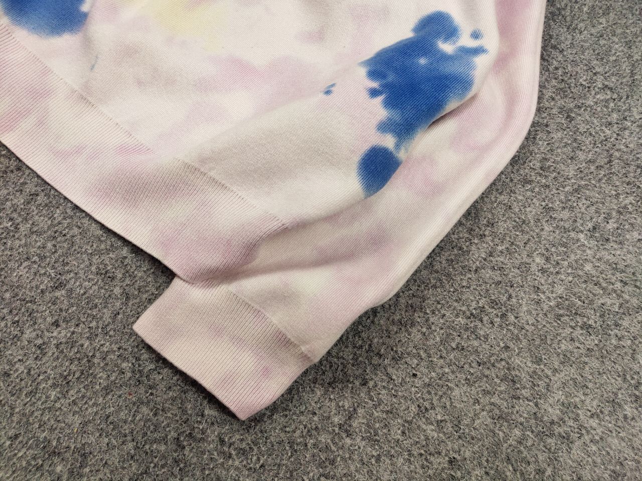 Sandro Sandro x Smiley Tie Dye Multicolor stretch Sweater Smiley Size L / US 10 / IT 46 - 5 Thumbnail
