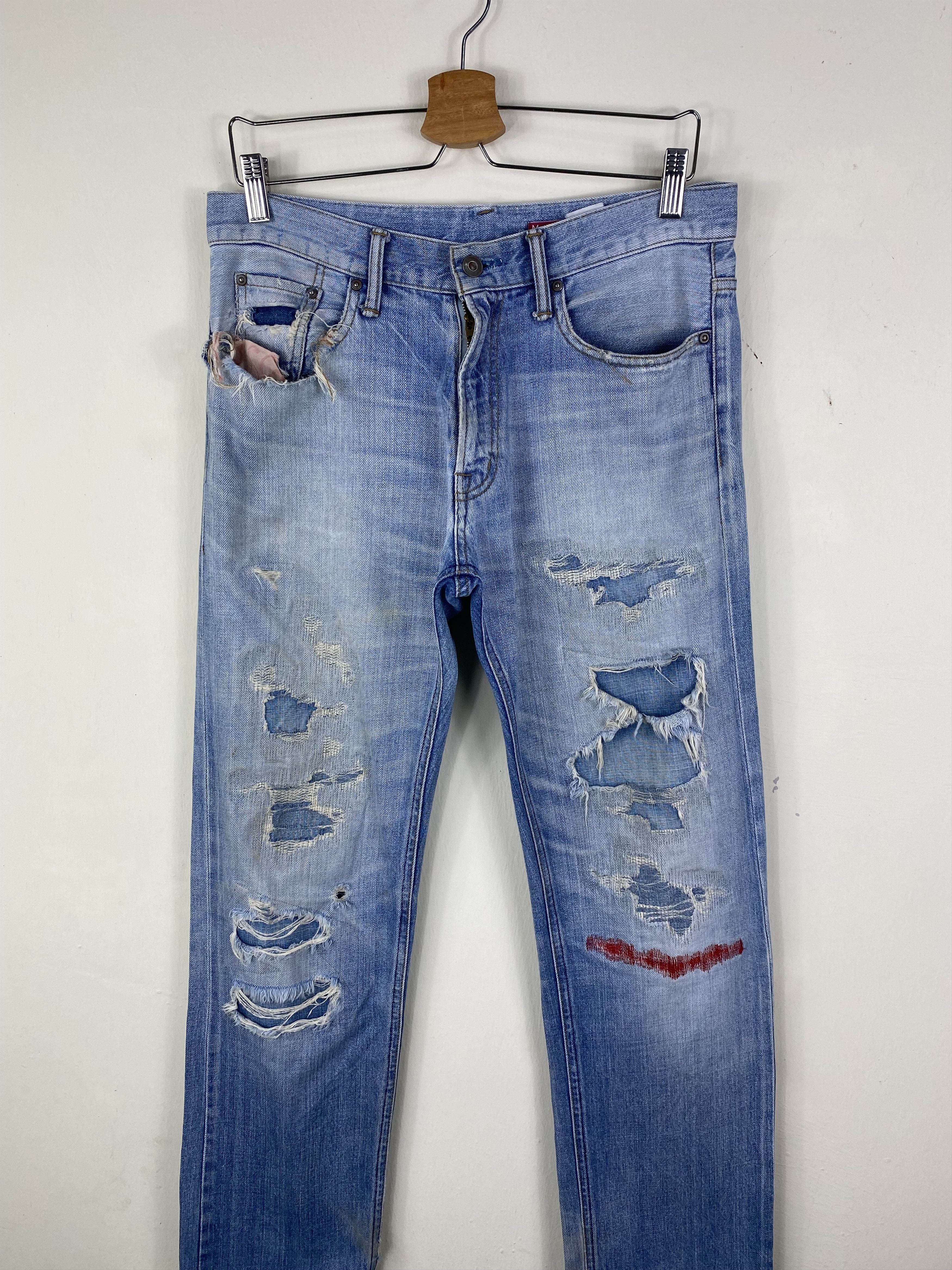 If Six Was Nine (30x29.5)INSANE Perfect Distressed Japan Semantic jean Size US 30 / EU 46 - 4 Thumbnail