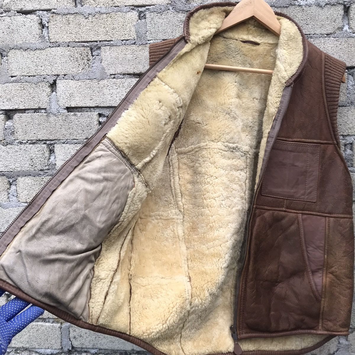 Canterbury of New Zealand Rare Vintage Canterbury B3 Sheepskin fur lining vest jacket Size US M / EU 48-50 / 2 - 8 Thumbnail