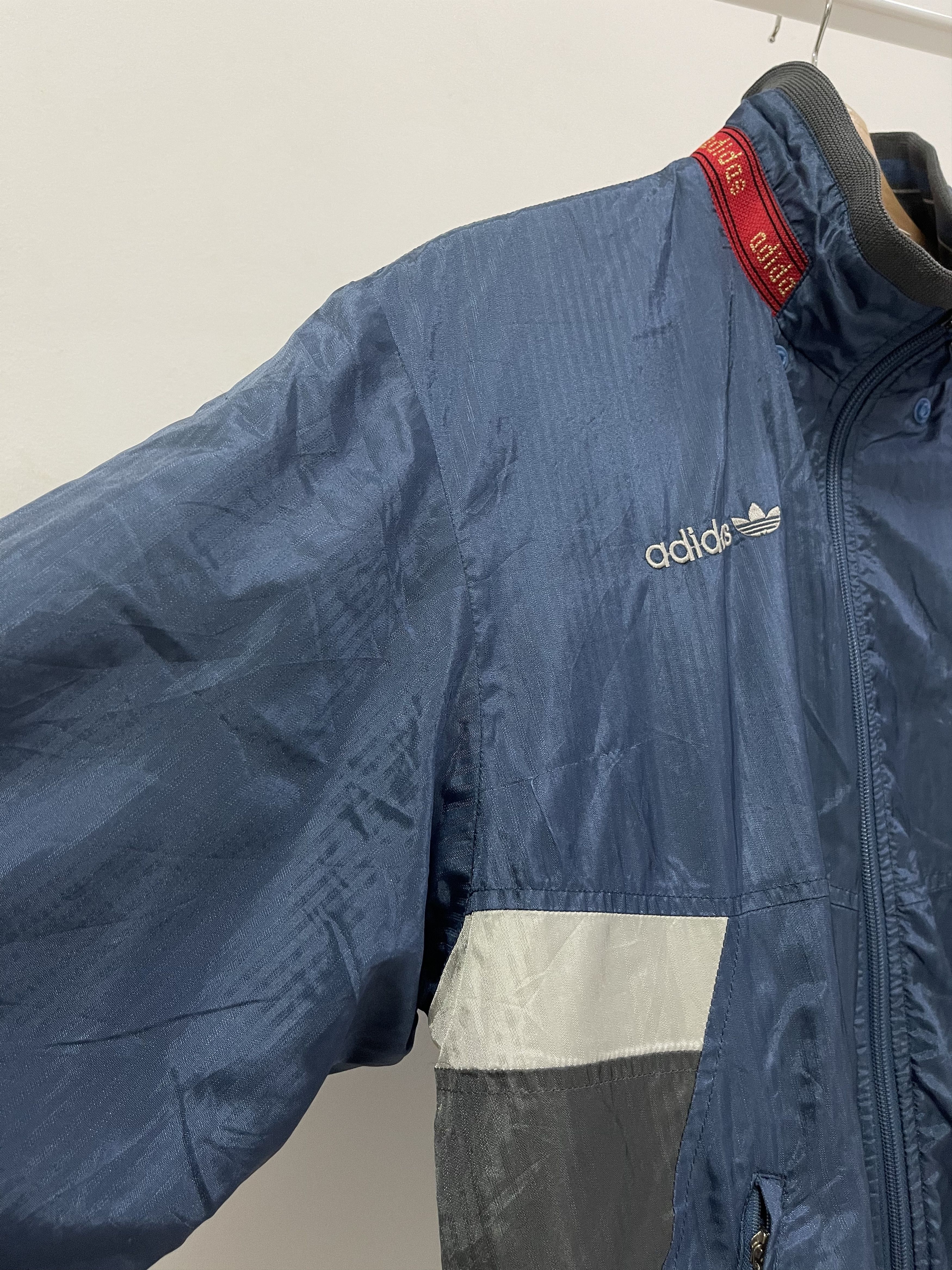 Adidas Vintage Adidas Trefoil Embroidered Mini Logo Light Jacket Size US L / EU 52-54 / 3 - 8 Thumbnail