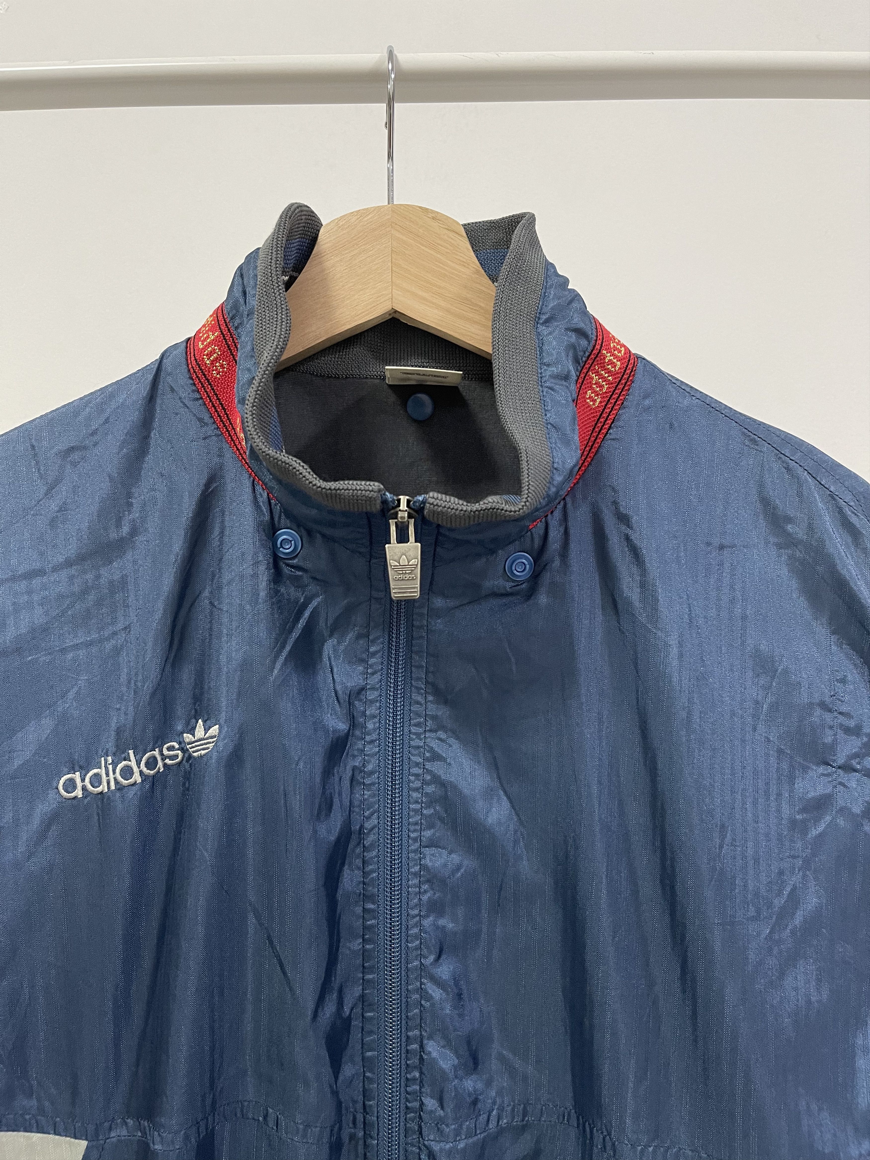 Adidas Vintage Adidas Trefoil Embroidered Mini Logo Light Jacket Size US L / EU 52-54 / 3 - 2 Thumbnail