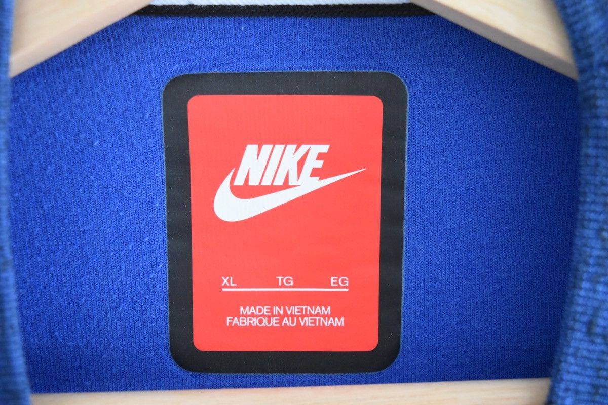 Nike Nike Tech Fleece Crewneck Sweatshirt Size US L / EU 52-54 / 3 - 3 Thumbnail