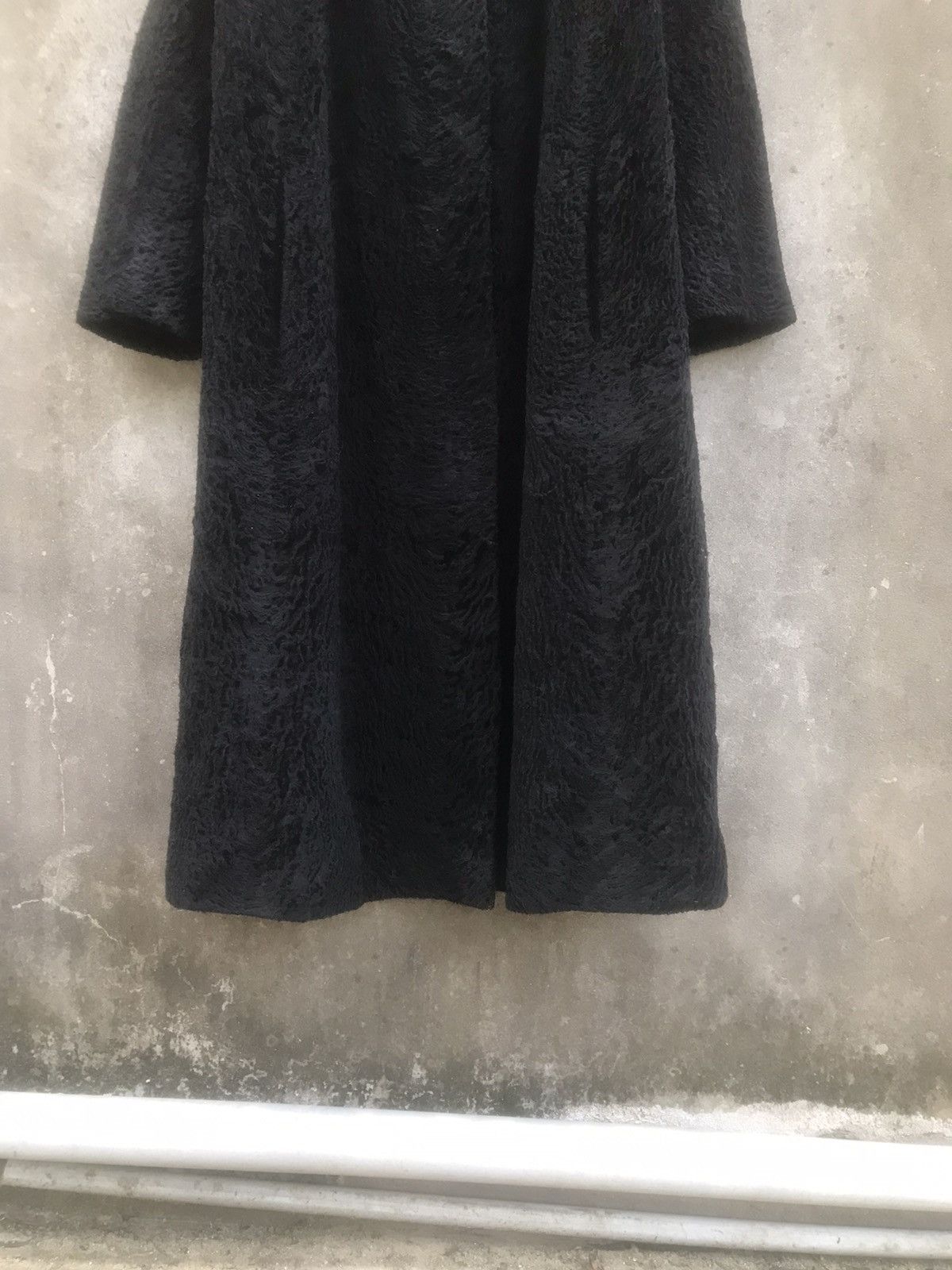Japanese Brand 🔥Rare🔥Vtg Rotiny Fur Broadtail Long Coat Size M / US 6-8 / IT 42-44 - 8 Thumbnail
