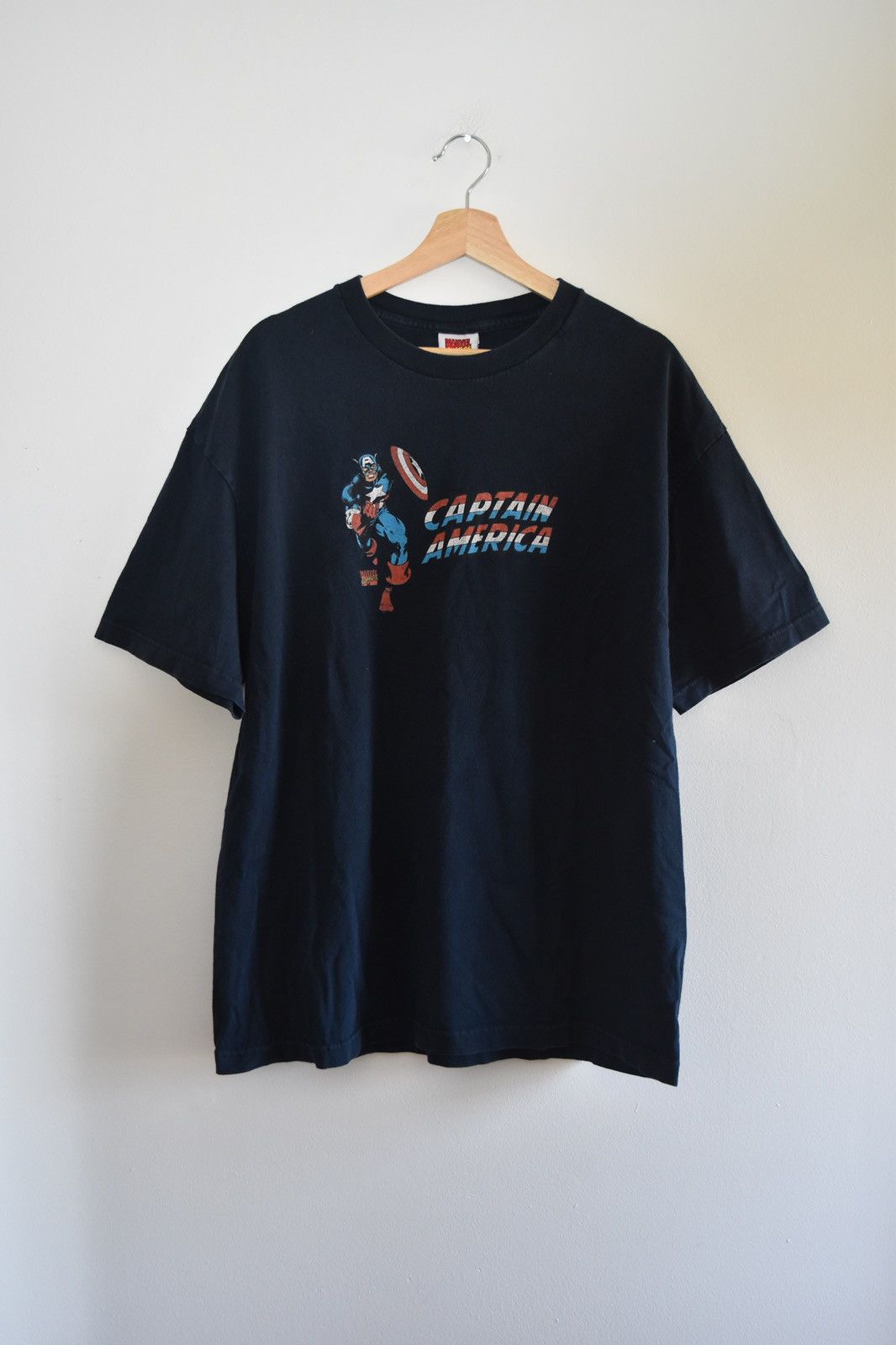 image of Marvel Comics x Movie Early 2000S Marvel Captain America 2006 Cartoon Movie Tee in Navy (Size XL)