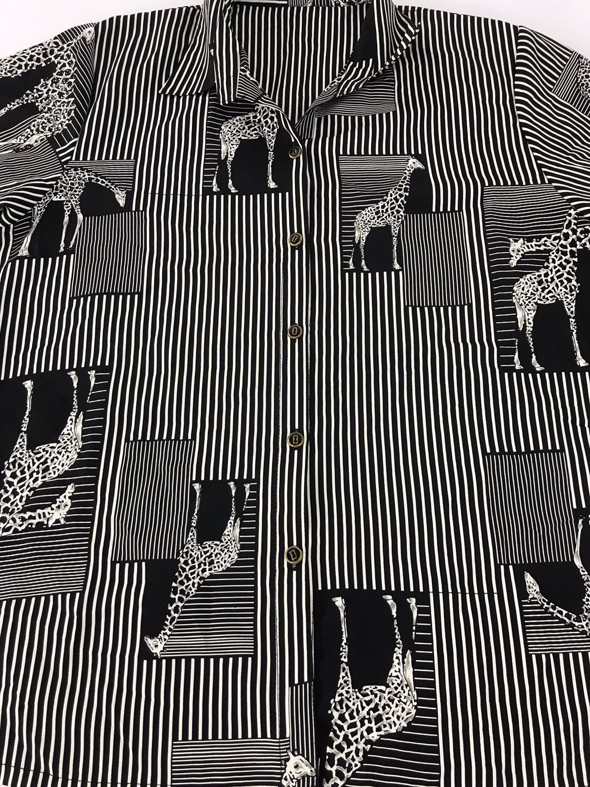 Japanese Brand × Vintage Button Up Shirt Striped Giraffe Over Printed Design Size US L / EU 52-54 / 3 - 3 Thumbnail